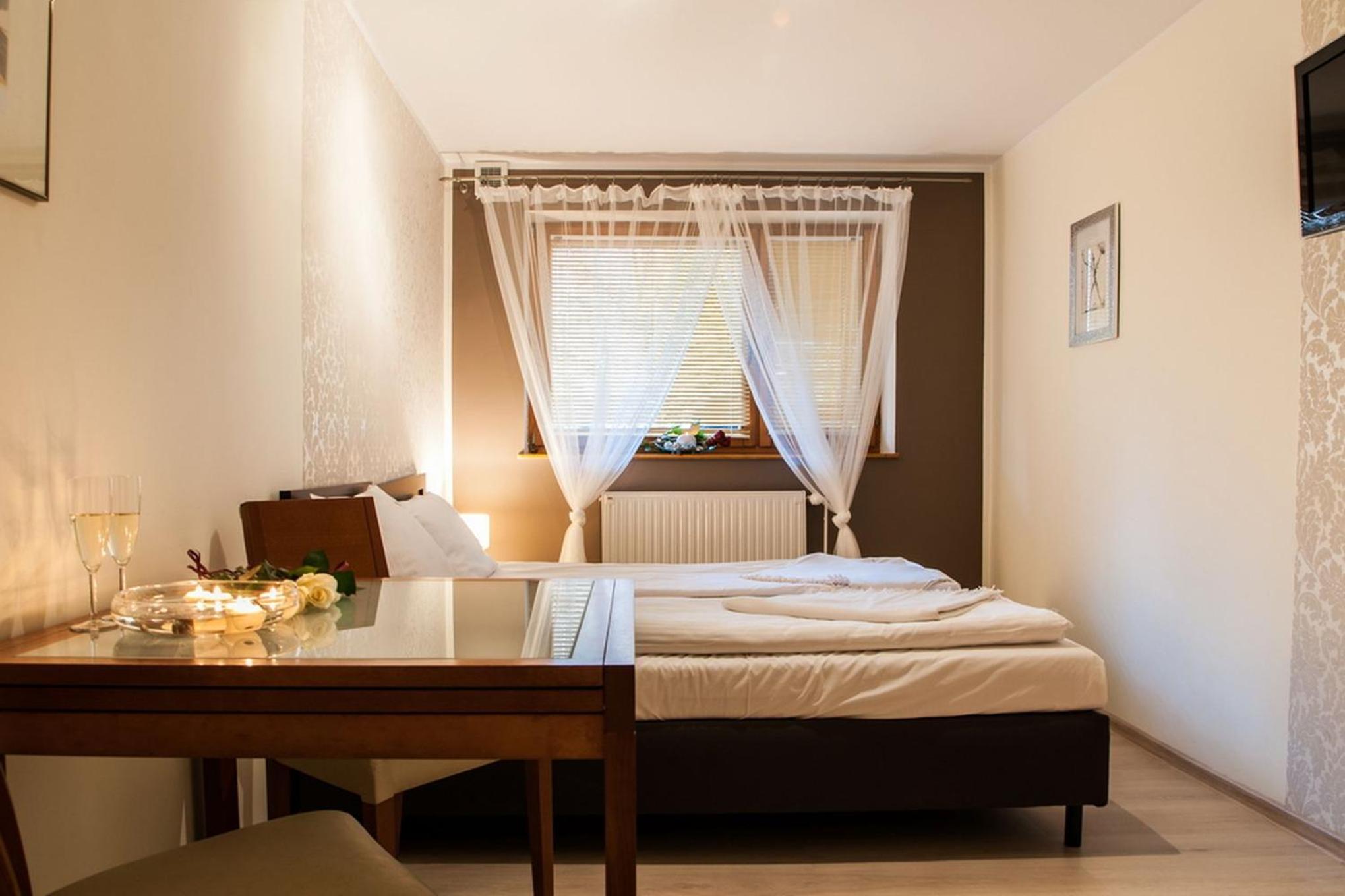 Two-Bedroom Suite photo 2