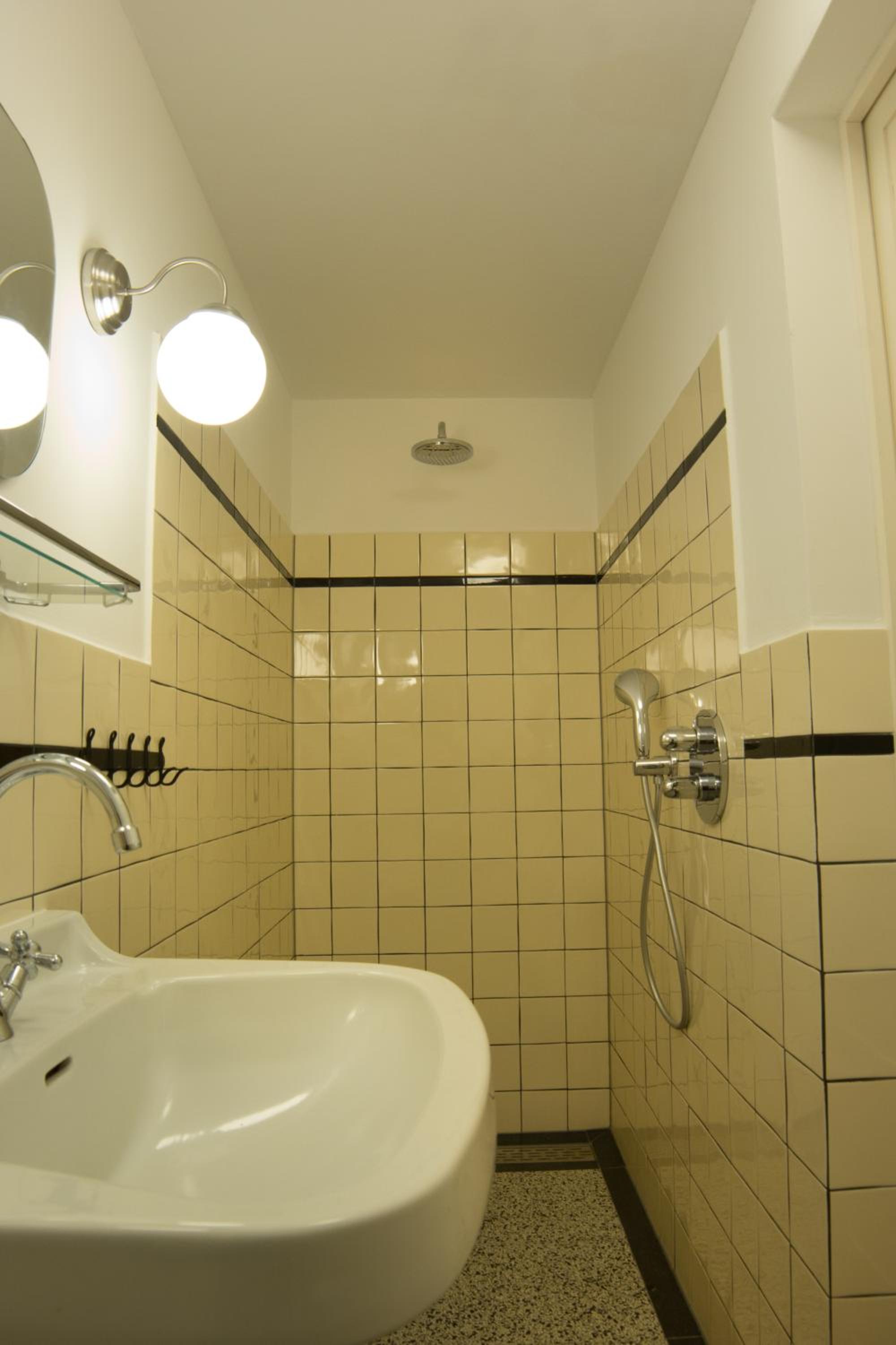 Large Double Room photo 2