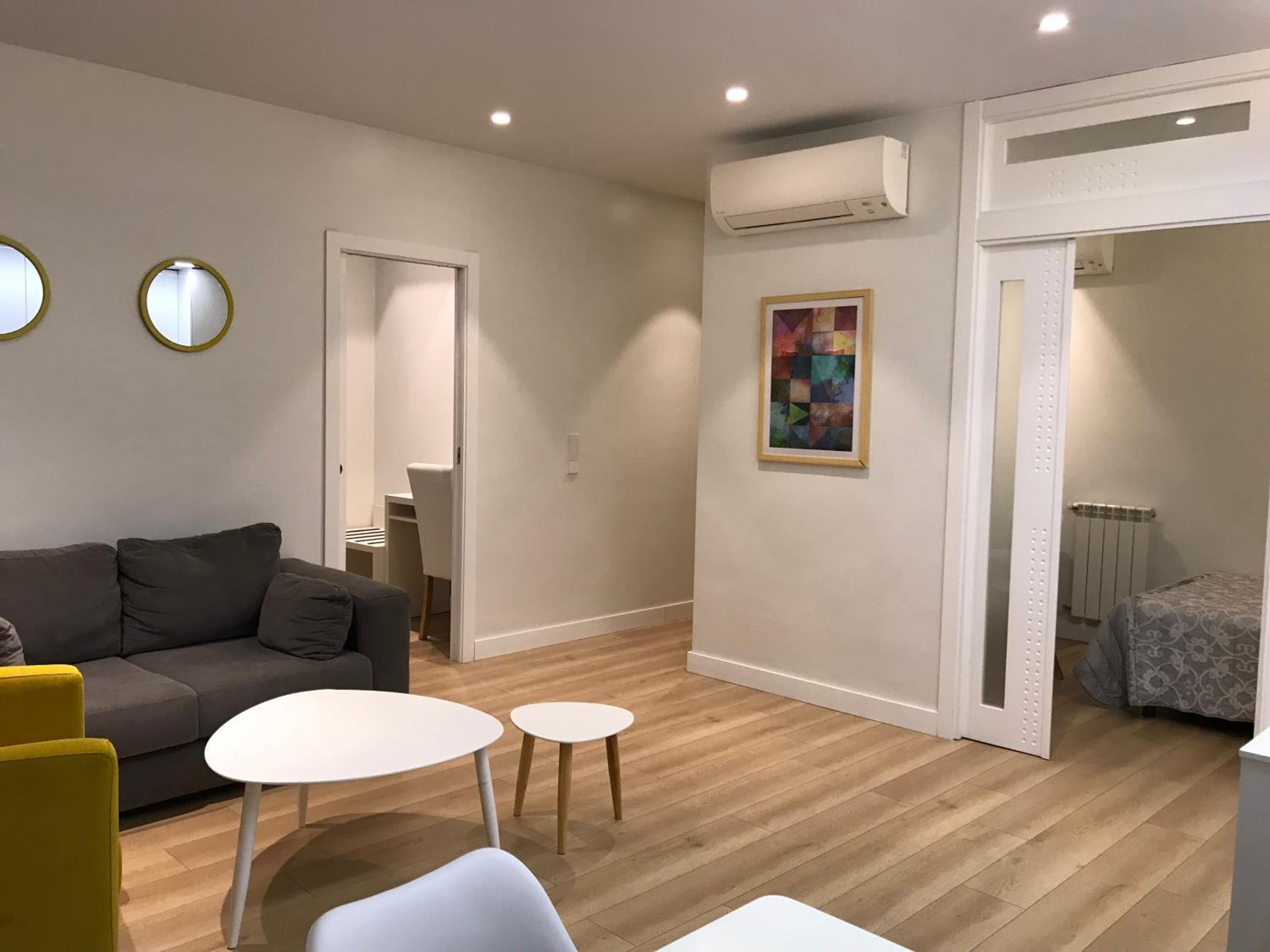 Two-Bedroom Apartment - Photo 16