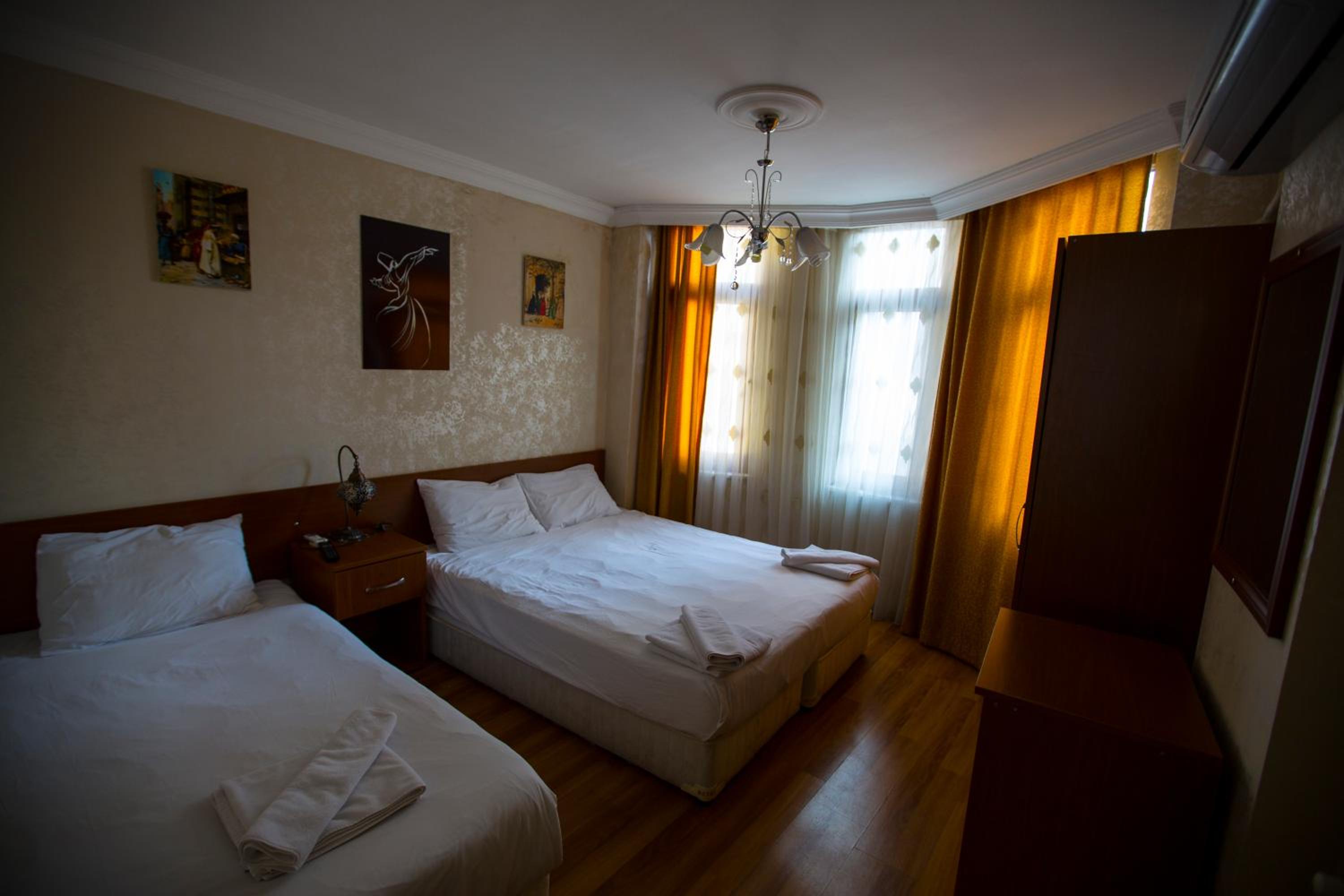 Deluxe Double Room photo 2