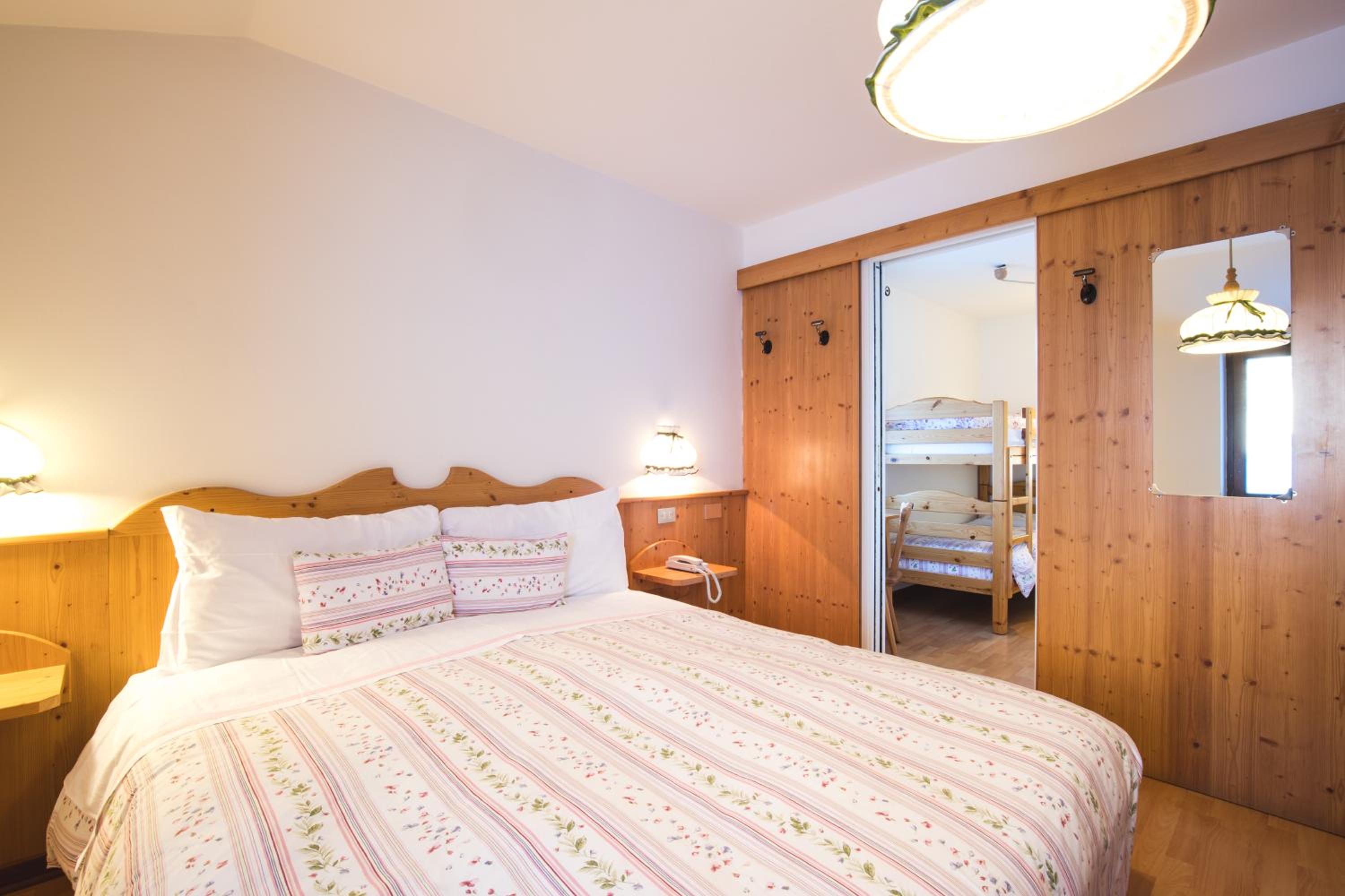 Double or Twin Room photo 2