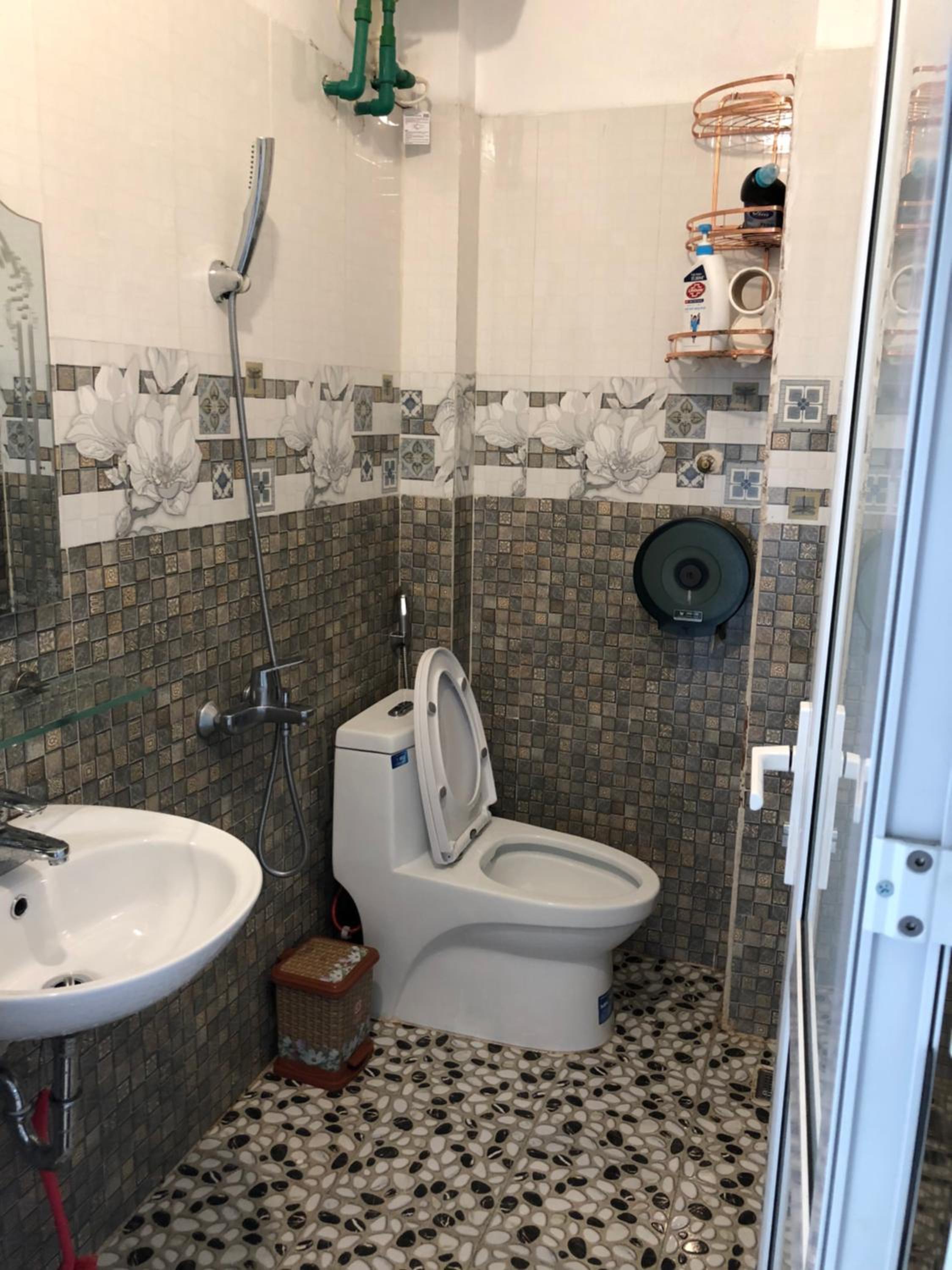 Double Room with Shared Bathroom photo 2