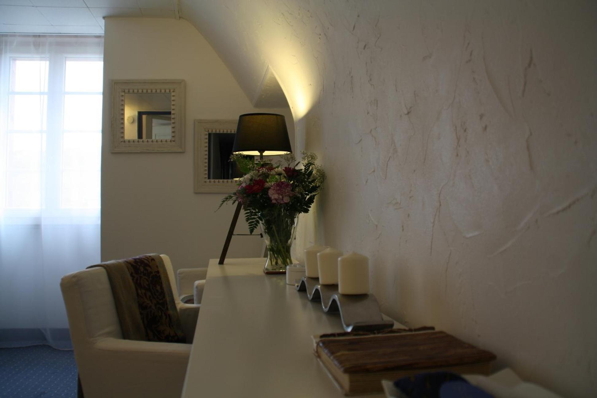 Large Double Room photo 3