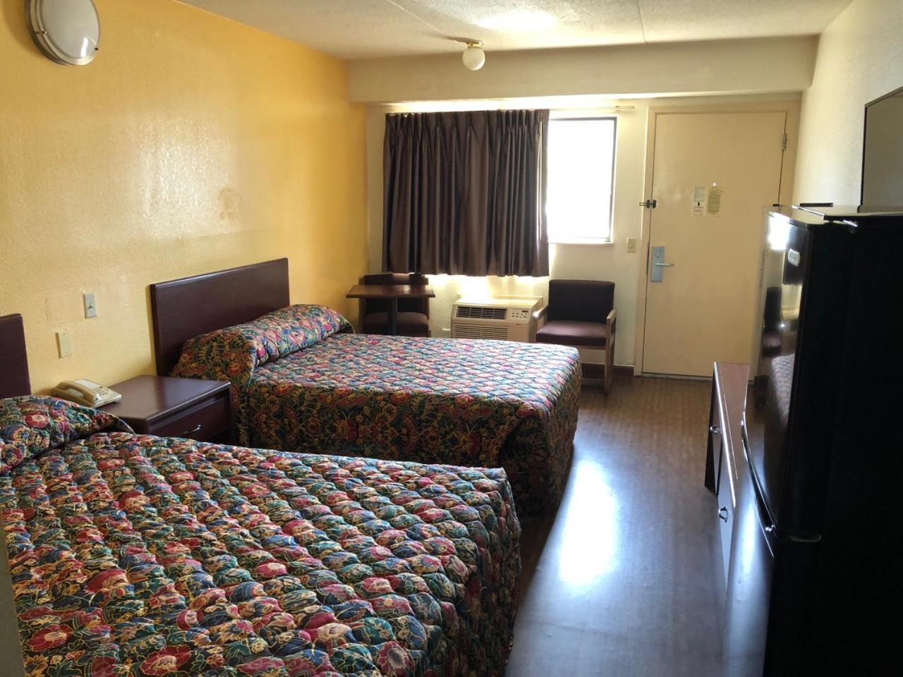 Standard Double Room photo 3