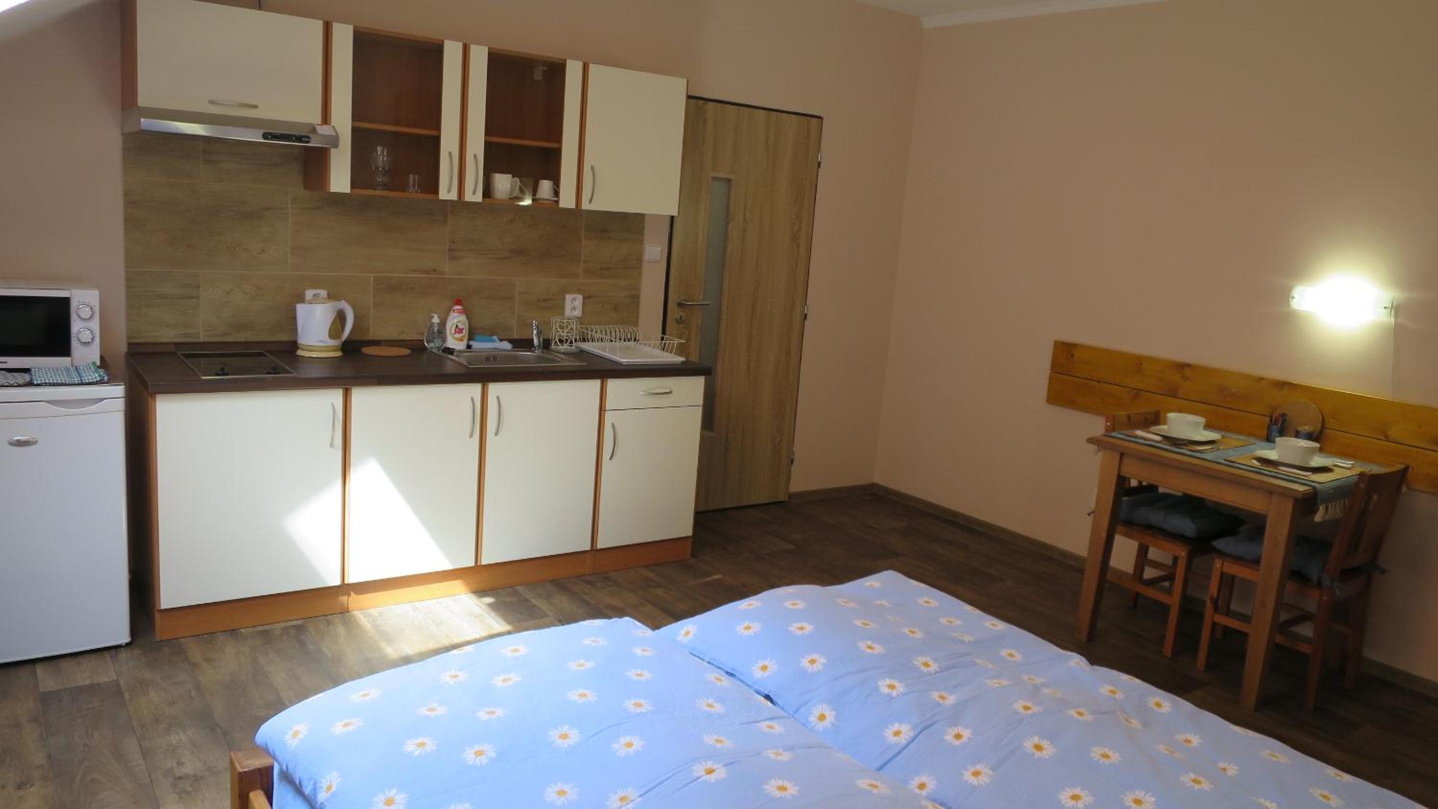 Apartment photo 2