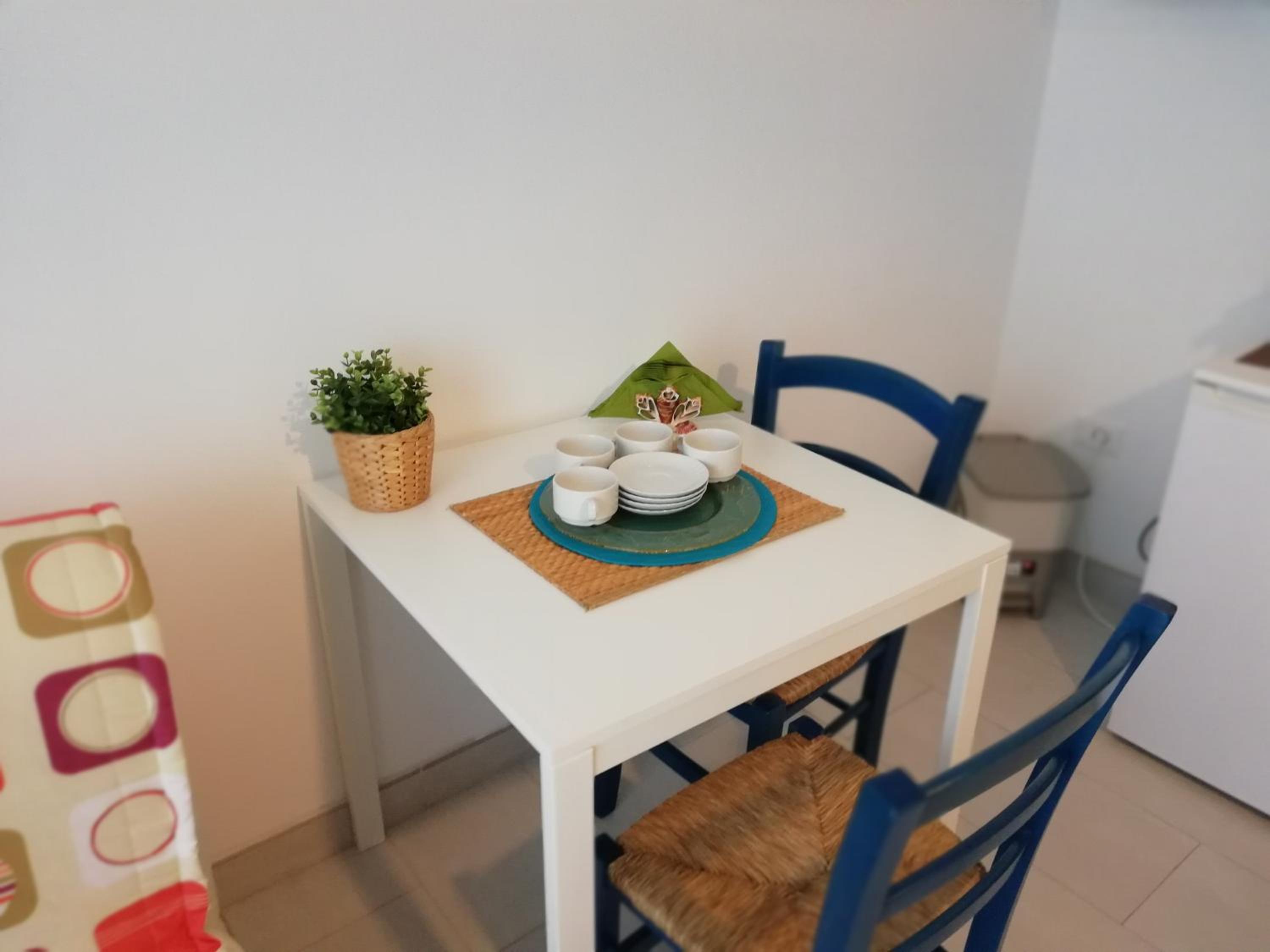 Triple Room with Balcony - Photo 42