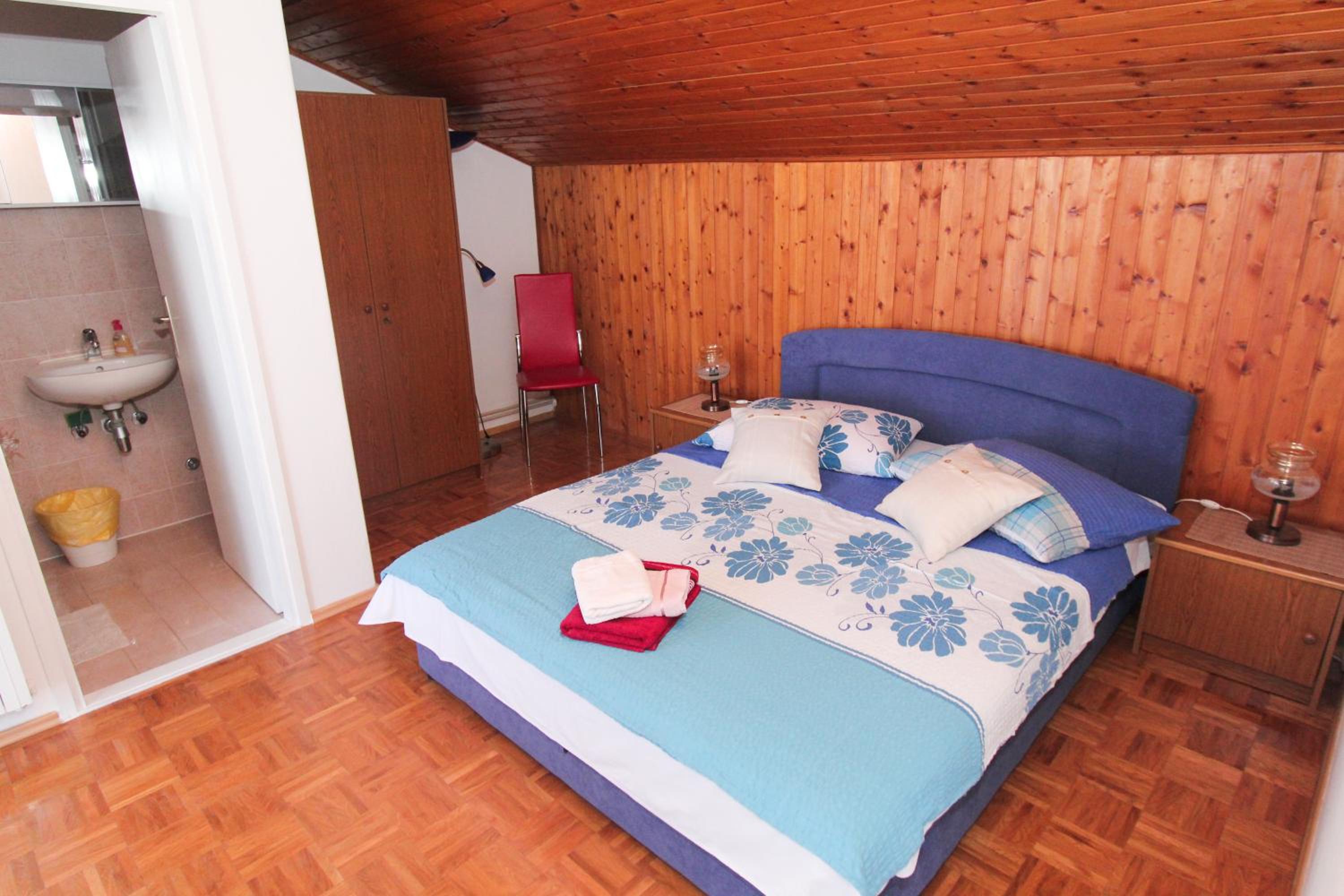 Two Bedroom Apartment with Balcony and Sea View