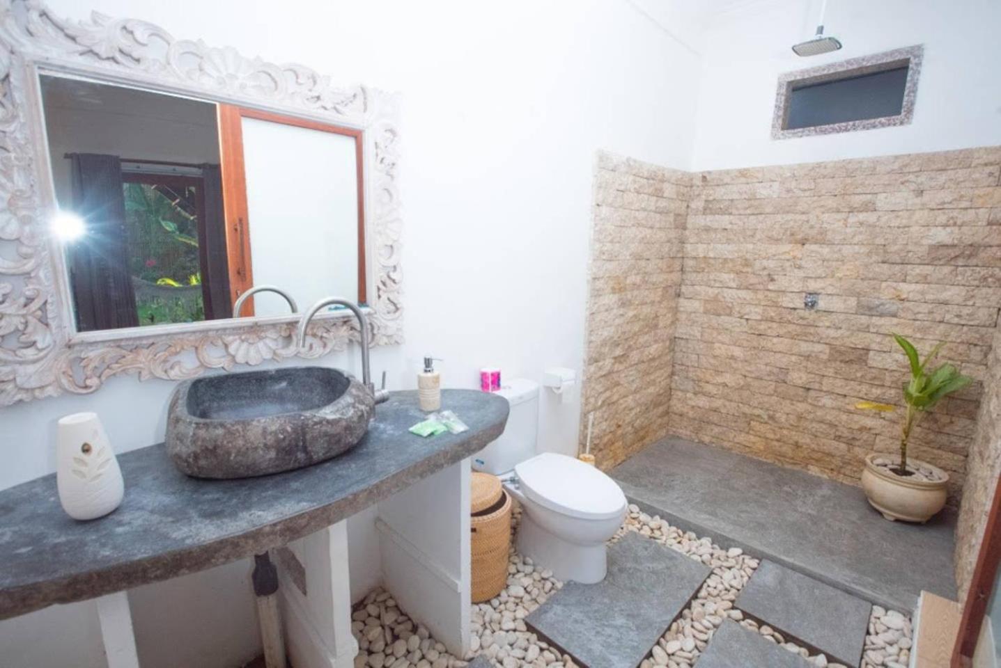 Bungalow Ground Floor - Photo 4