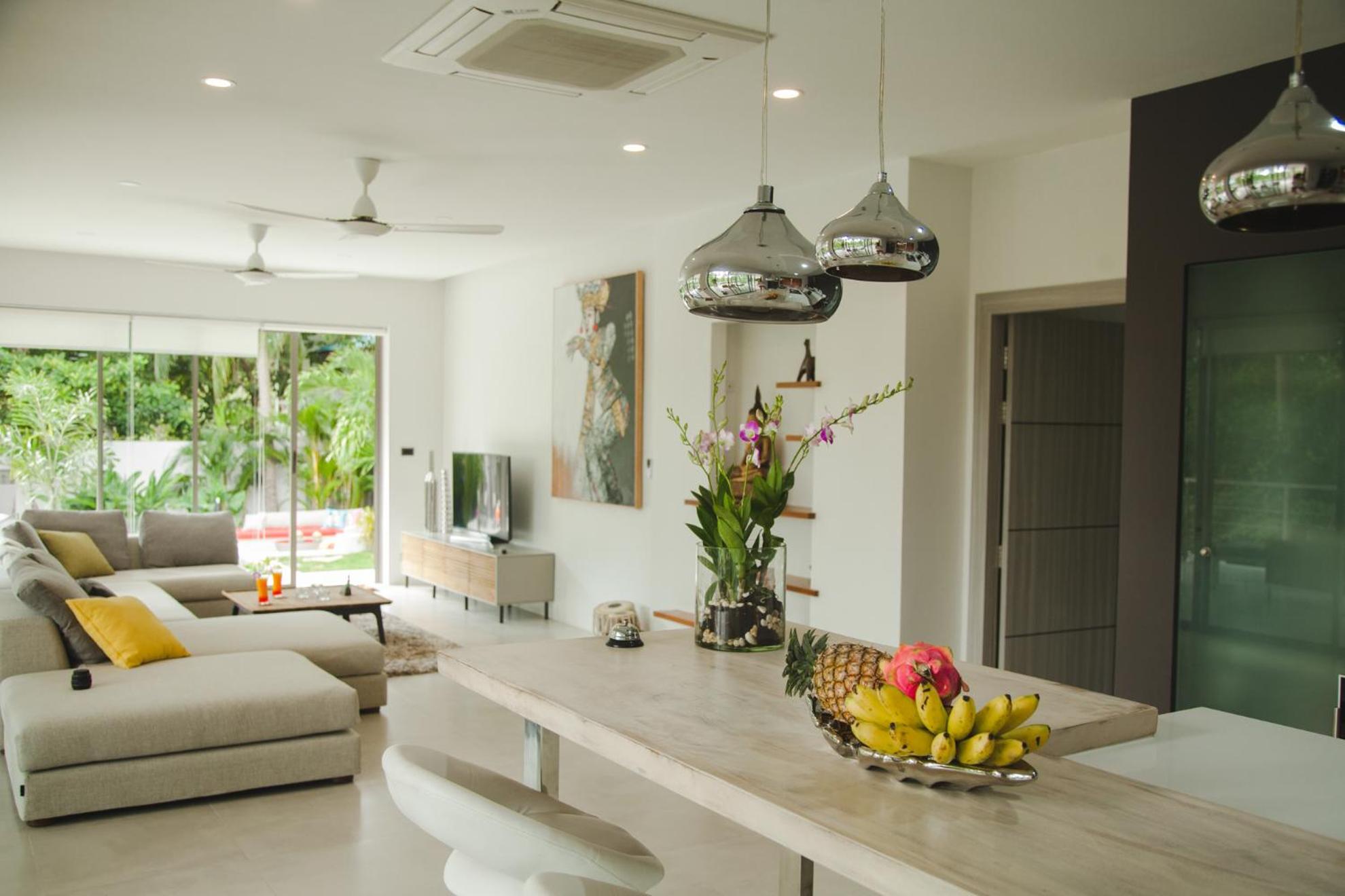 Three-Bedroom Villa photo 2