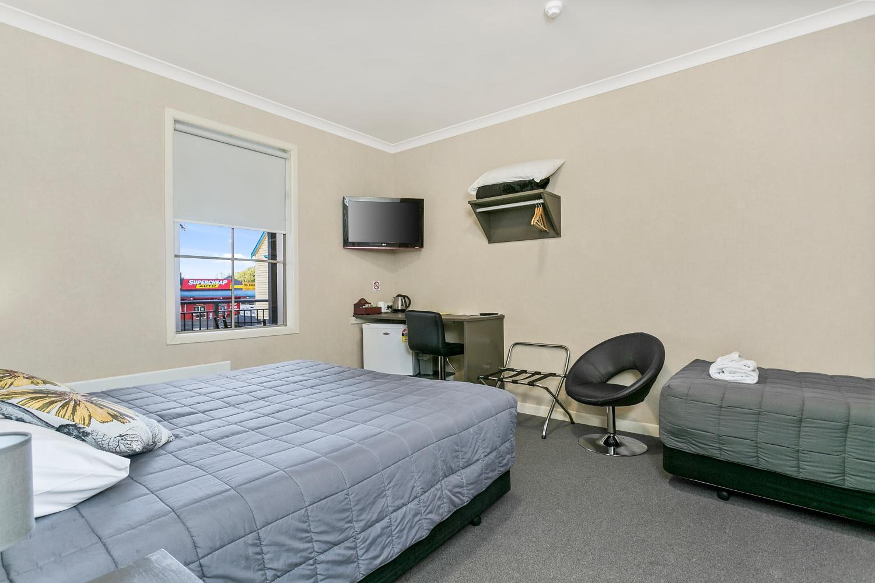 Executive King Room - Photo 2