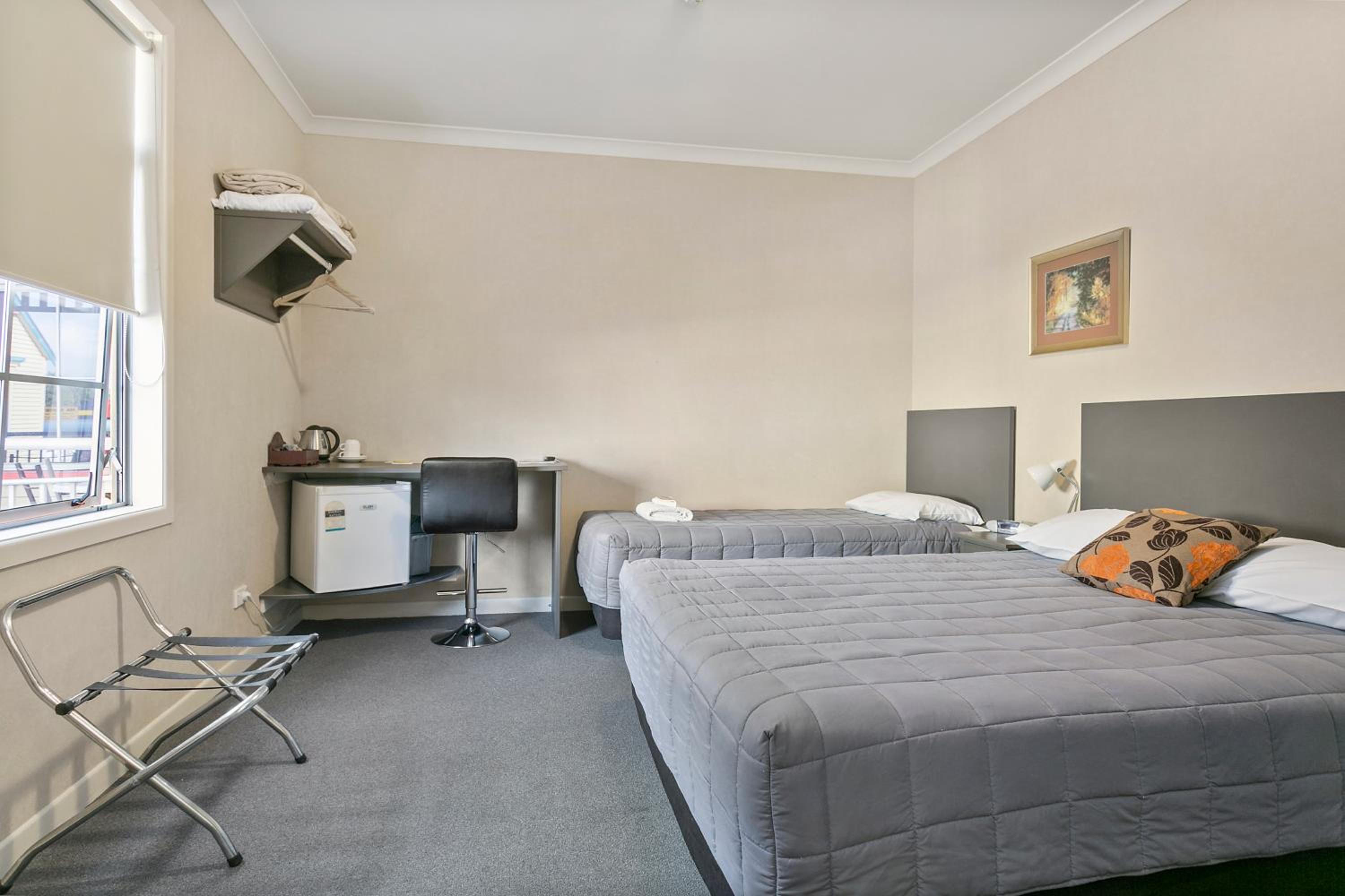 Executive Queen Room - Photo 3