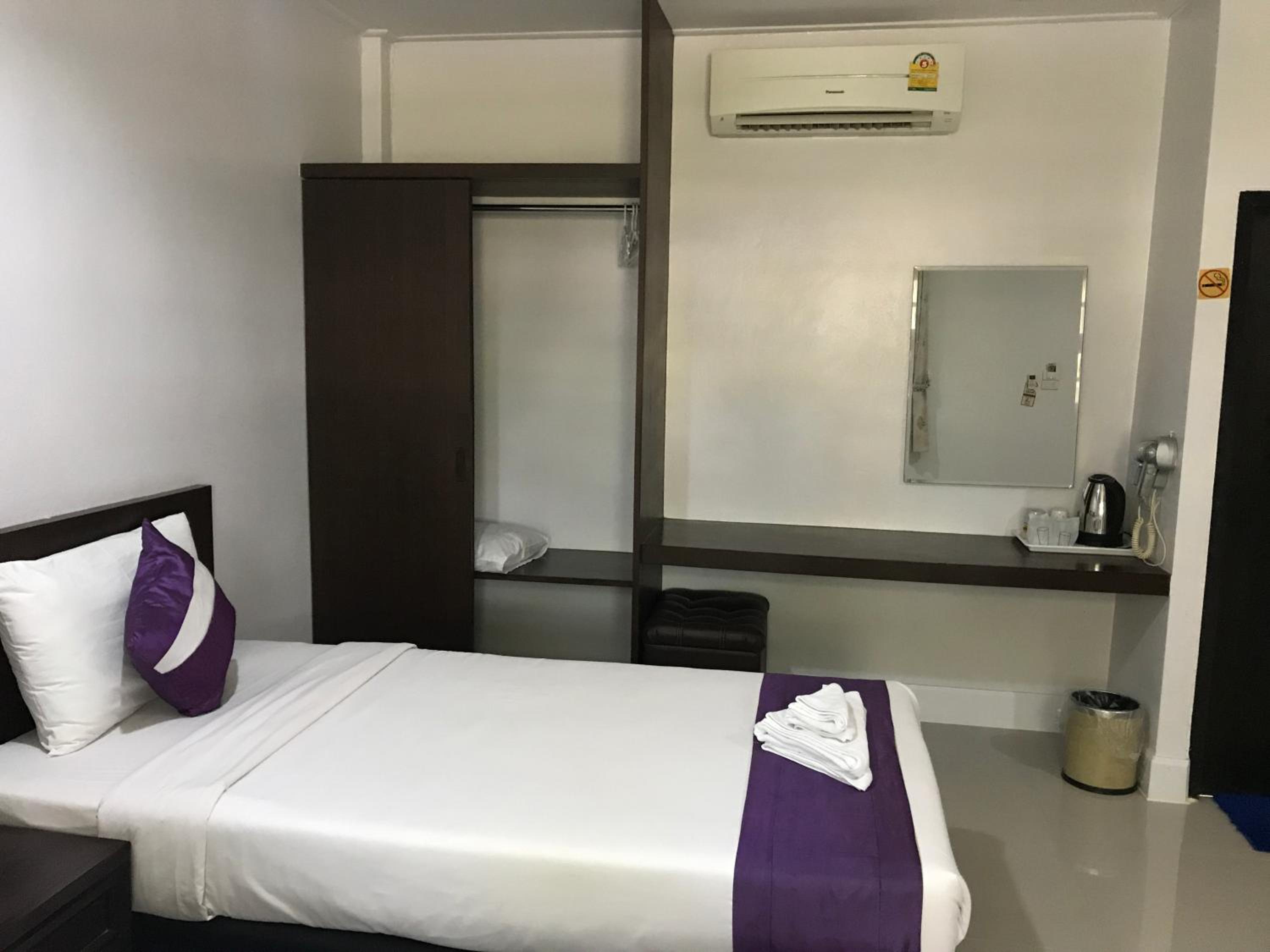 Standard Twin Room photo 3