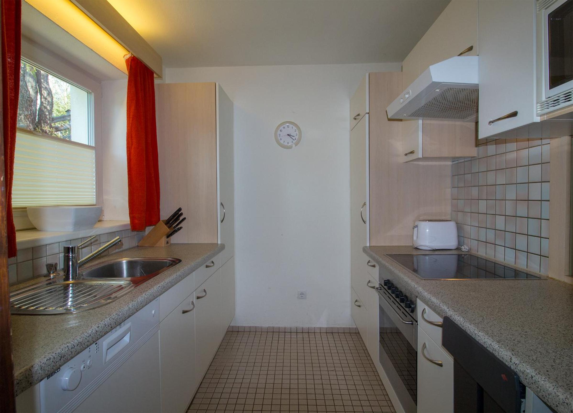 Two-Bedroom House photo 3