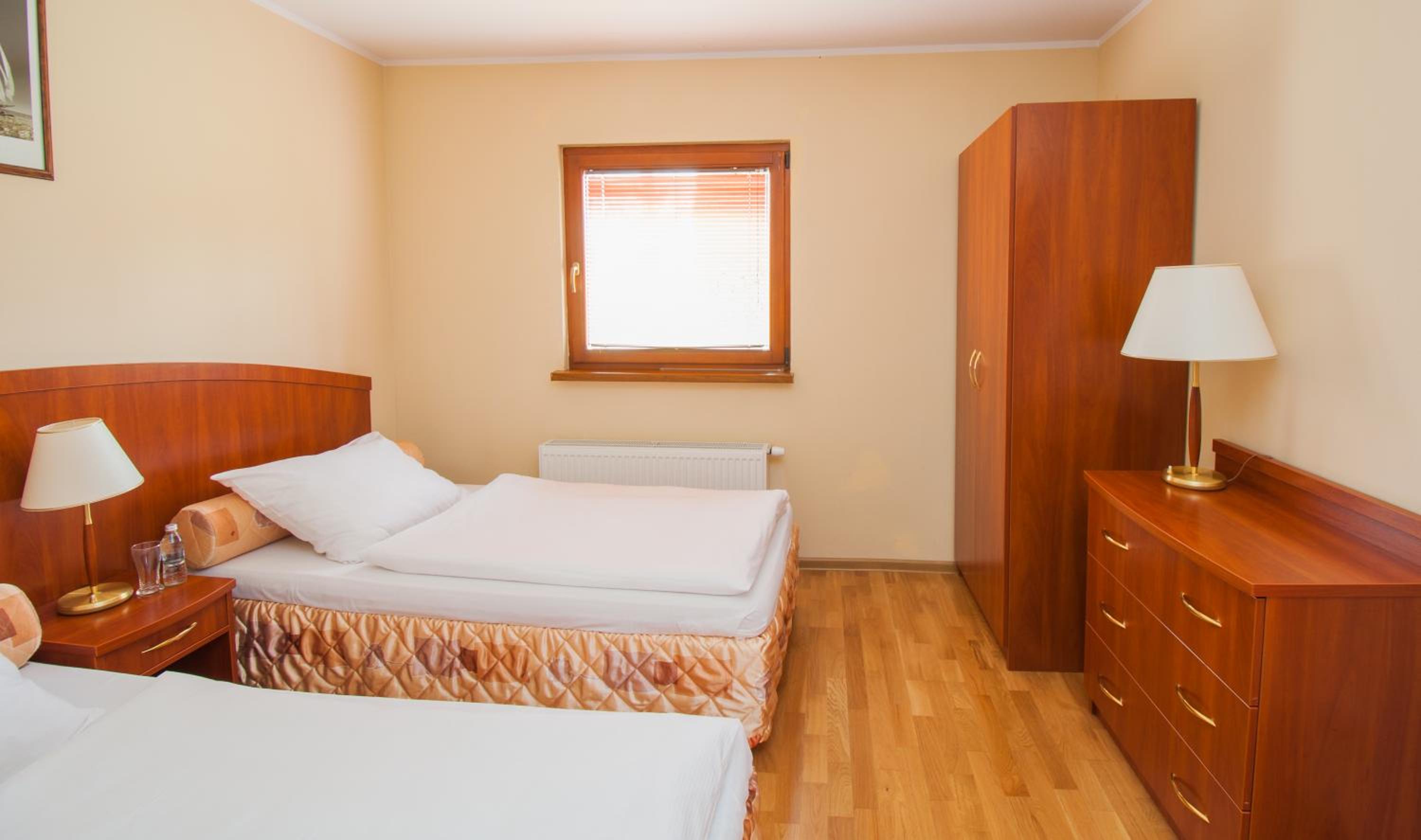 Deluxe Twin Room - Photo 7