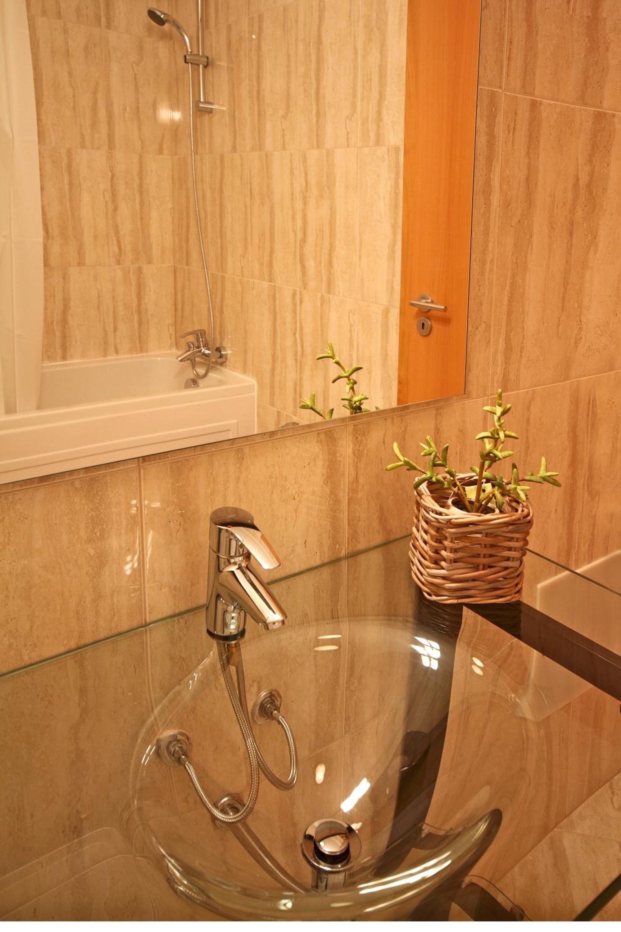 Two-Bedroom Villa (6 Adults) - Photo 14
