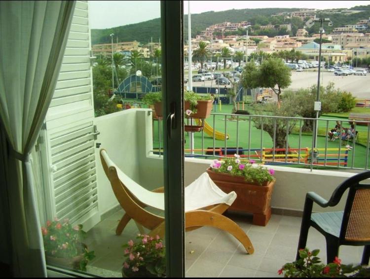 Quadruple Room with Sea View - Photo 10