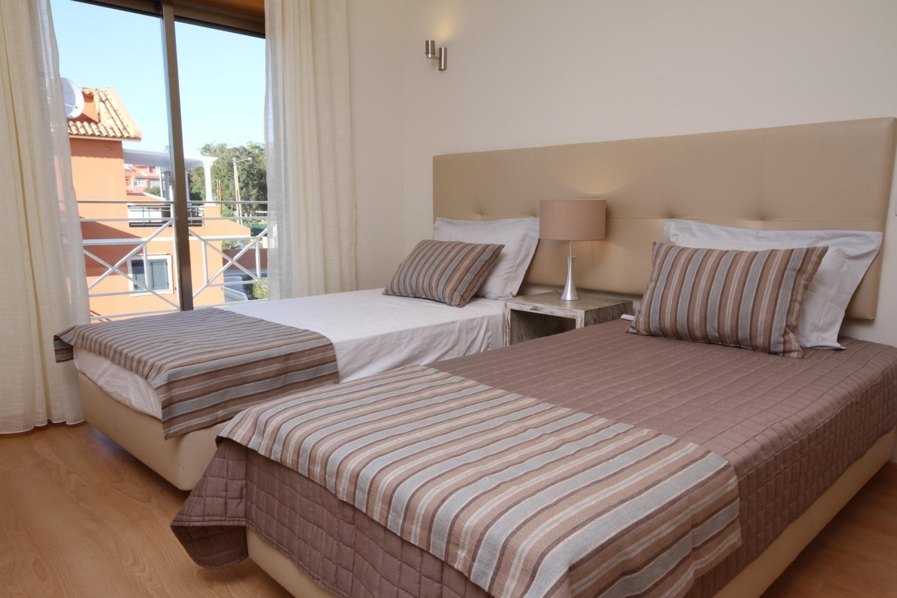 Two-Bedroom Villa (6 Adults) - Photo 10