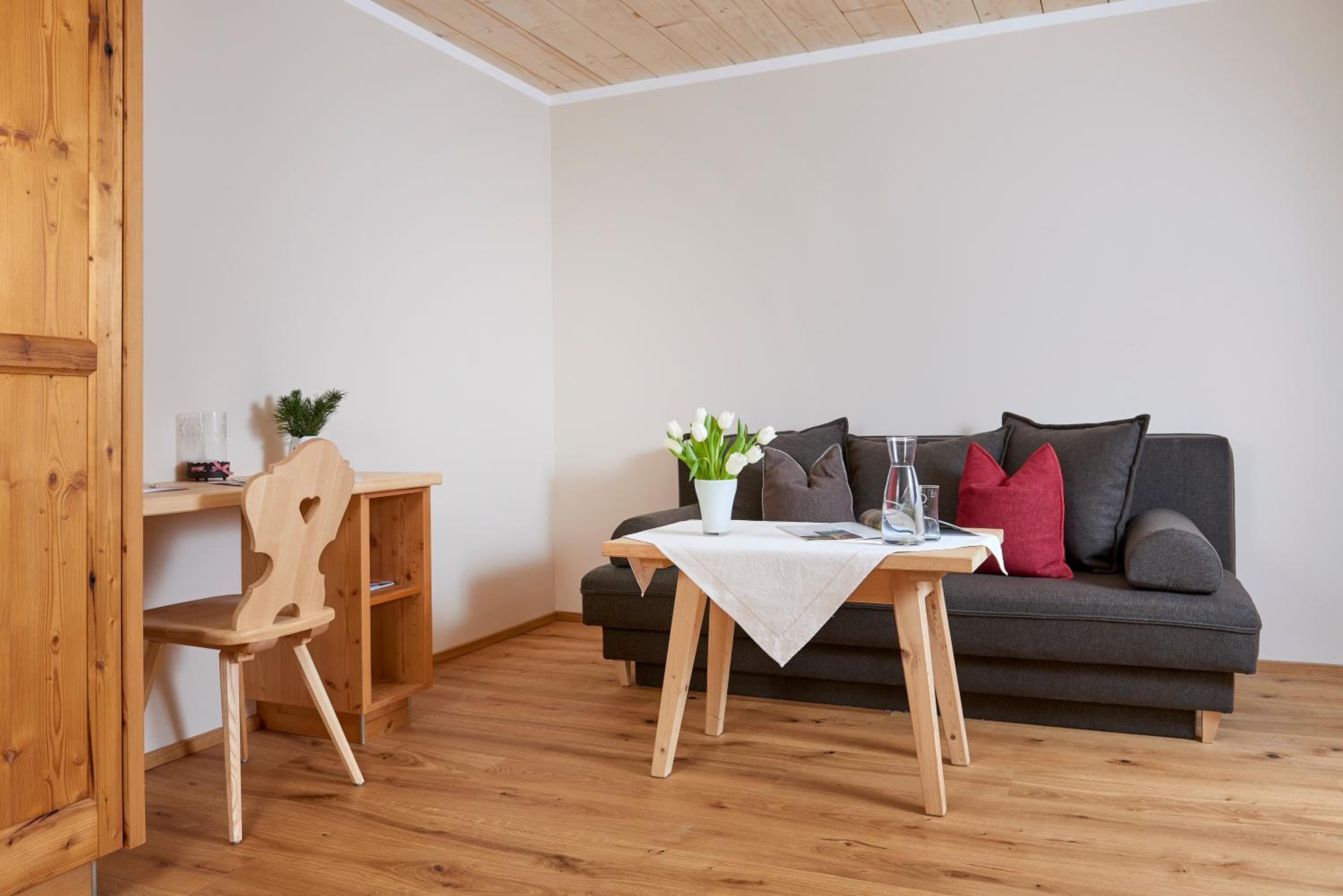 Suite with Mountain View