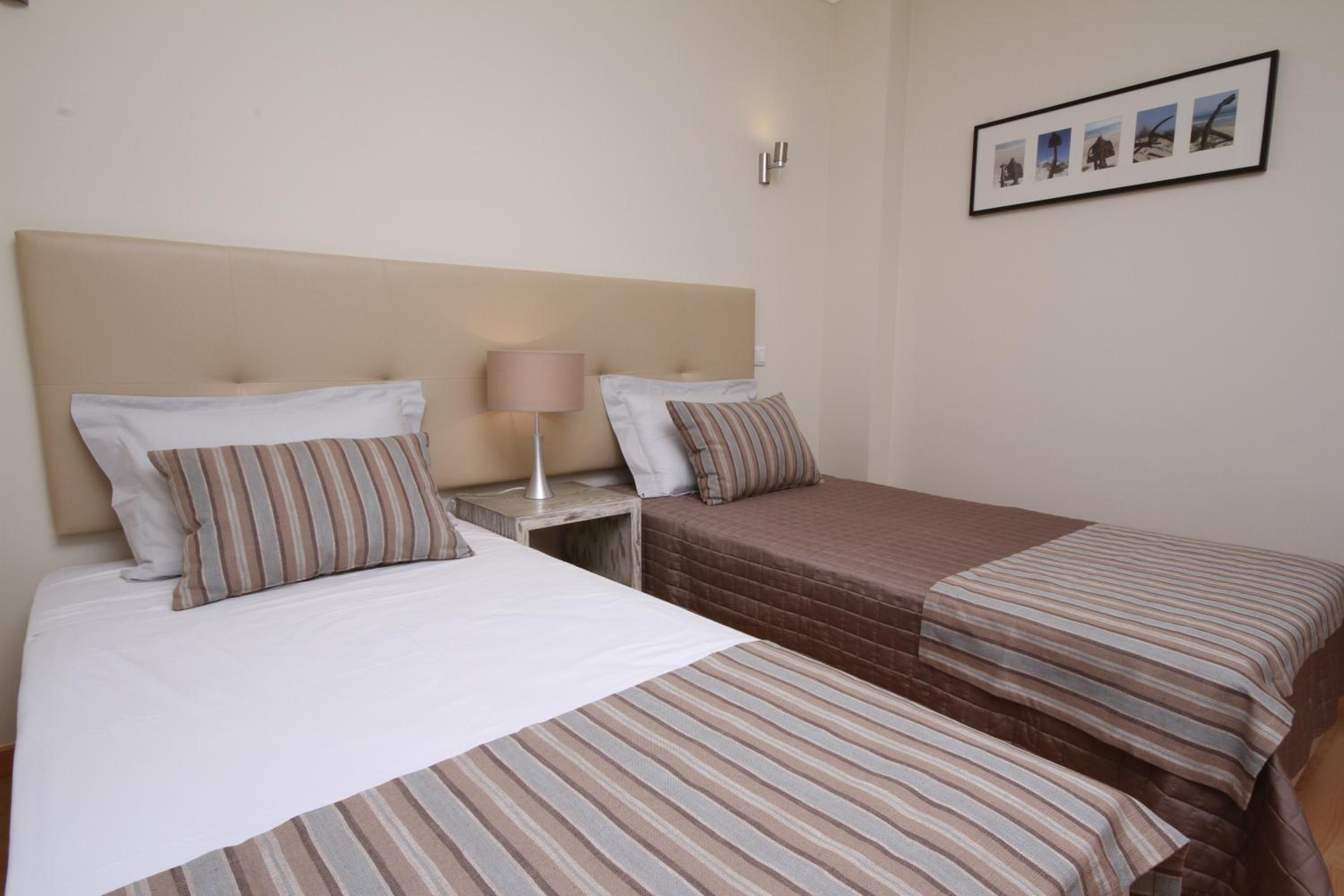 Two-Bedroom Villa (6 Adults) - Photo 7