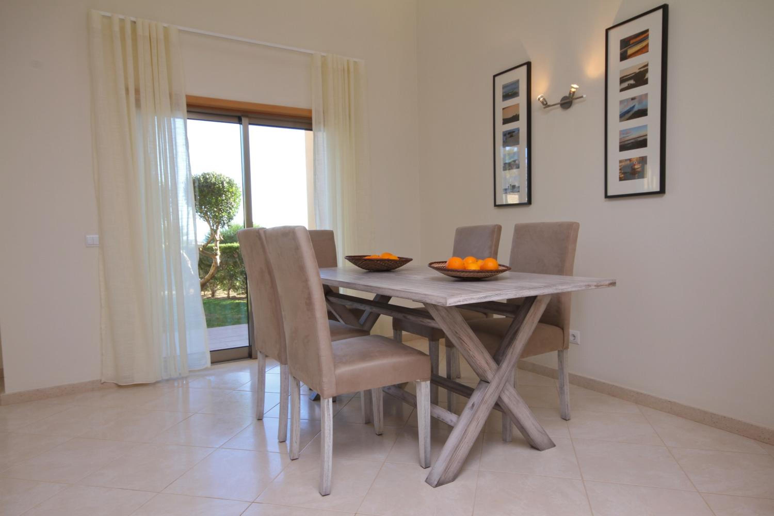 Two-Bedroom Villa (6 Adults) - Photo 5