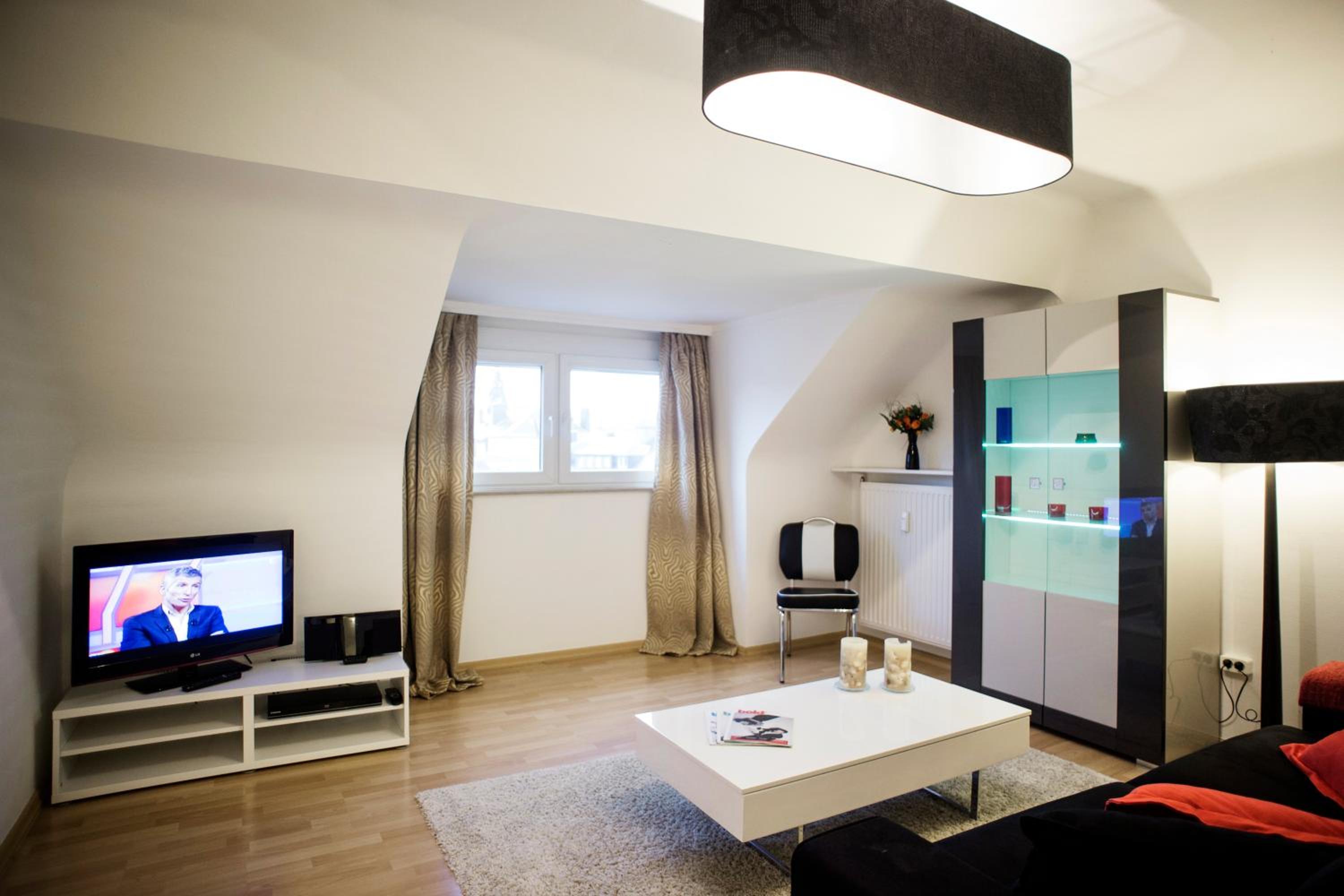 Large One-Bedroom Apartment photo 1