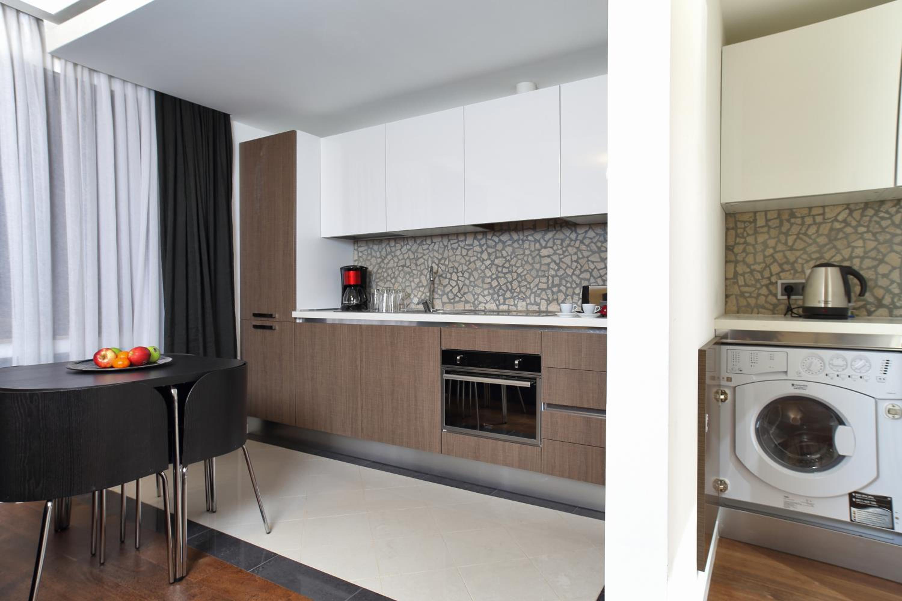 One-Bedroom Apartment with Spa Bath photo 3