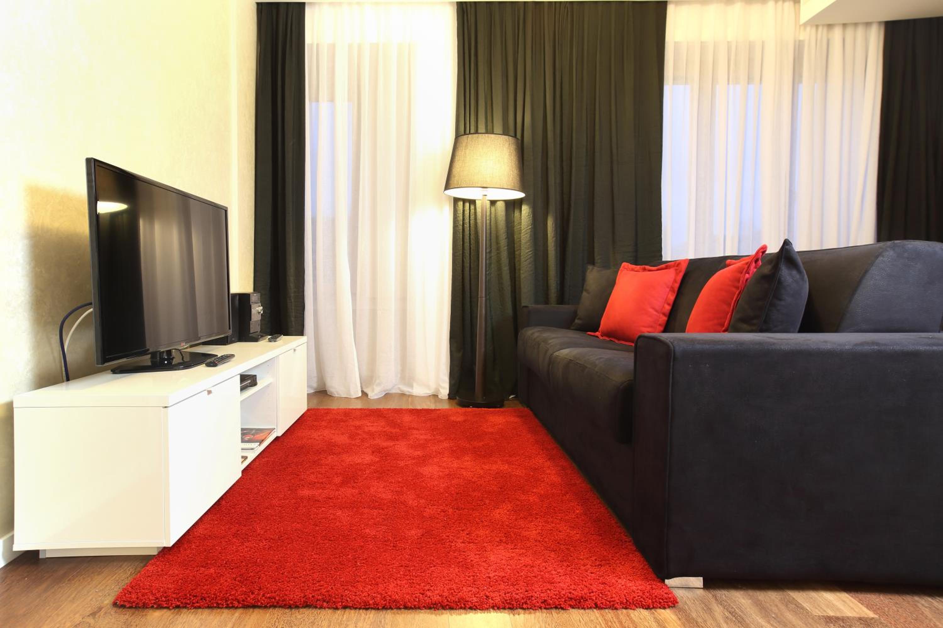 One-Bedroom Apartment with Spa Bath photo 2