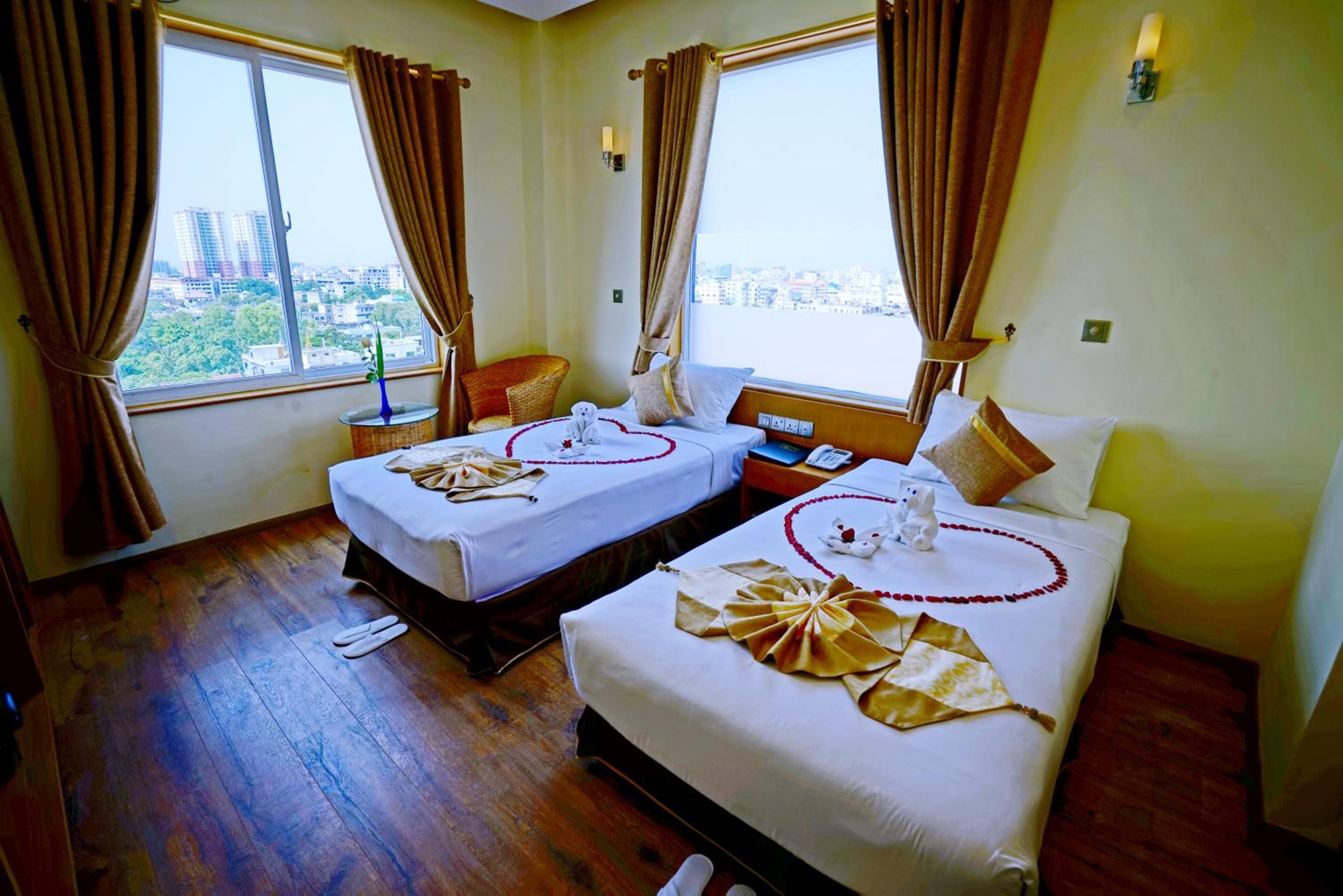 Deluxe Double or Twin Room - Photo 3
