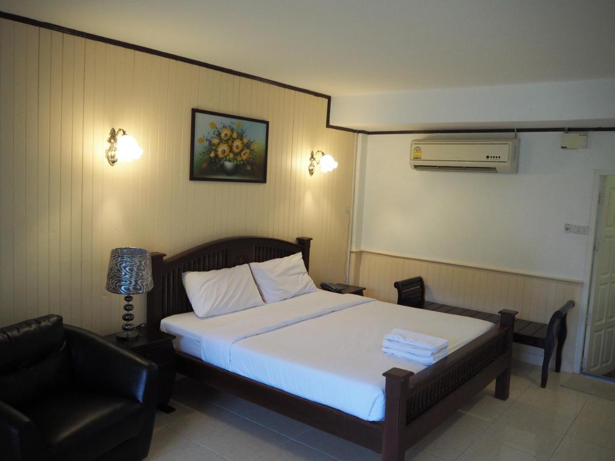 Standard Double Room photo 2