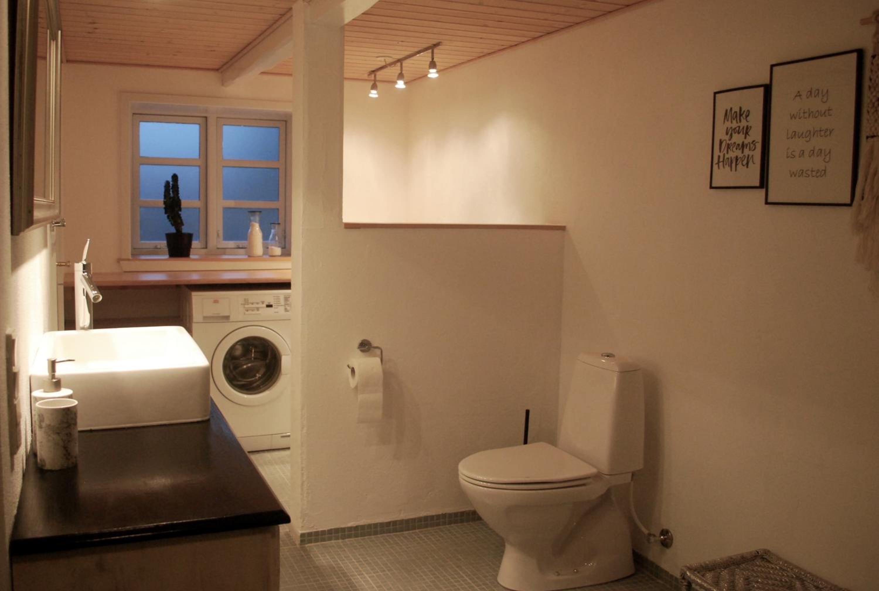 Three-Bedroom Apartment - Photo 38