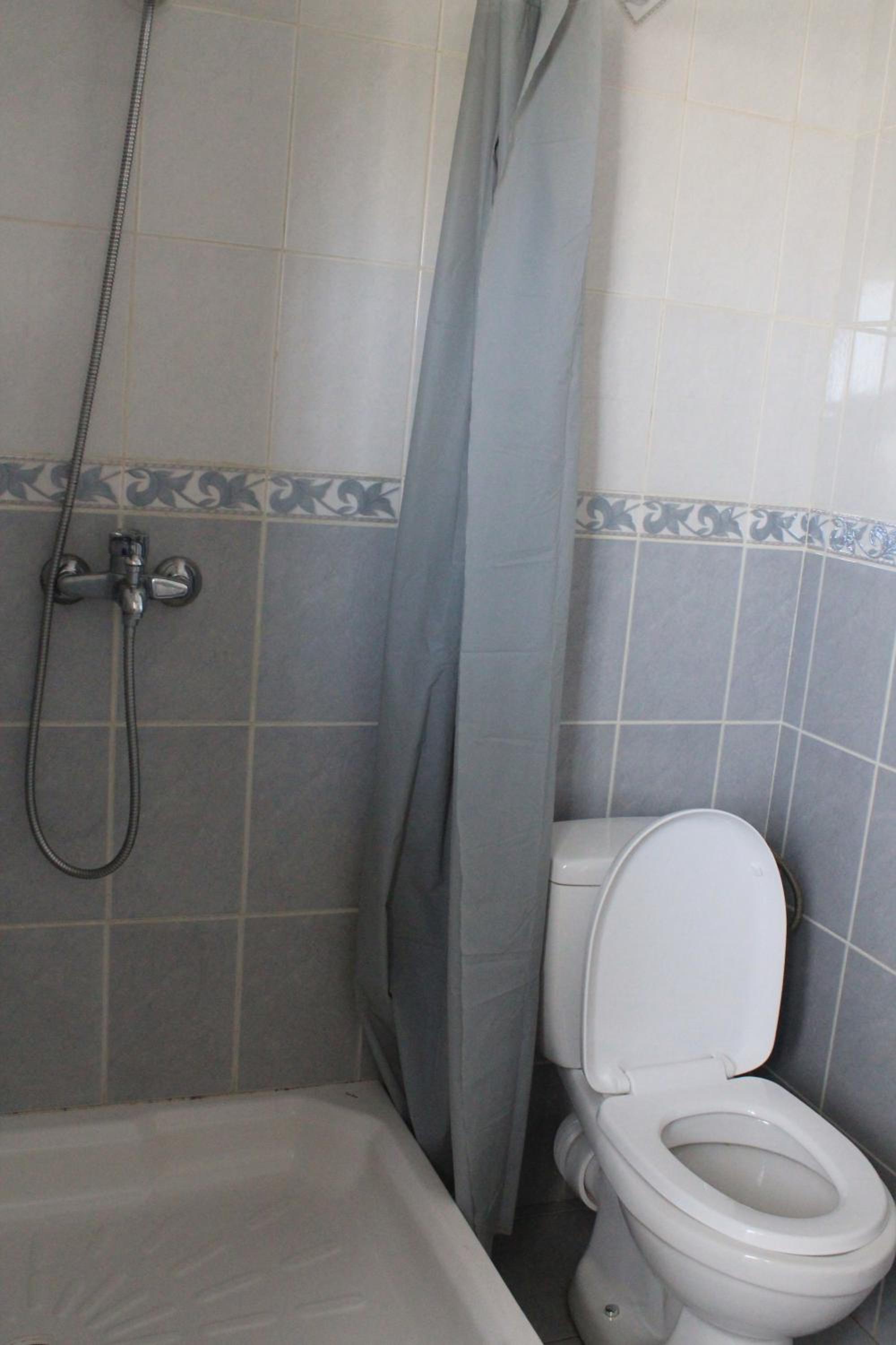 Double Room With Private Bathroom photo 3