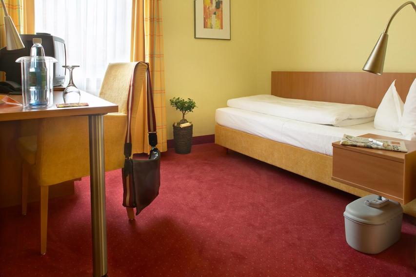 Standard Single Room photo 2