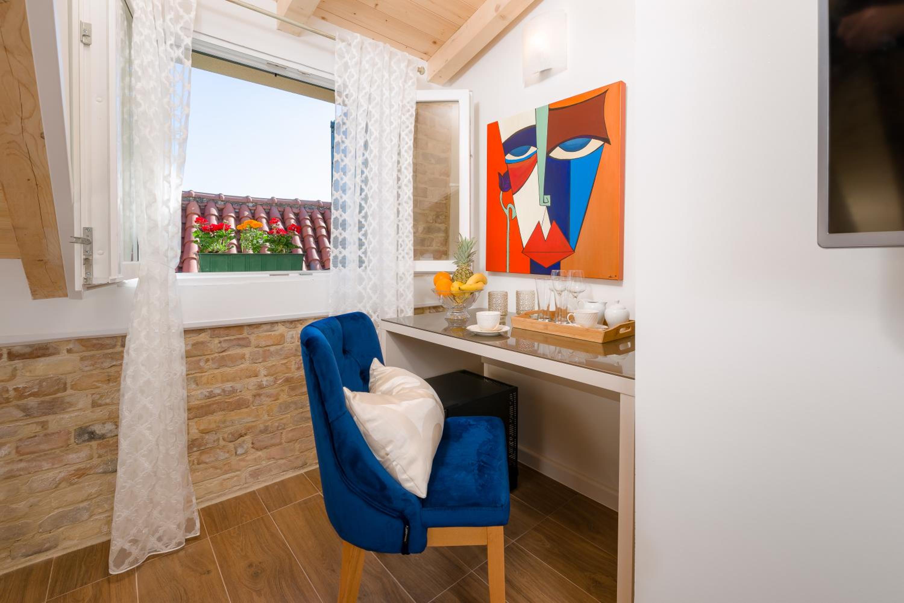 Double or Twin Room with Extra Bed photo 2