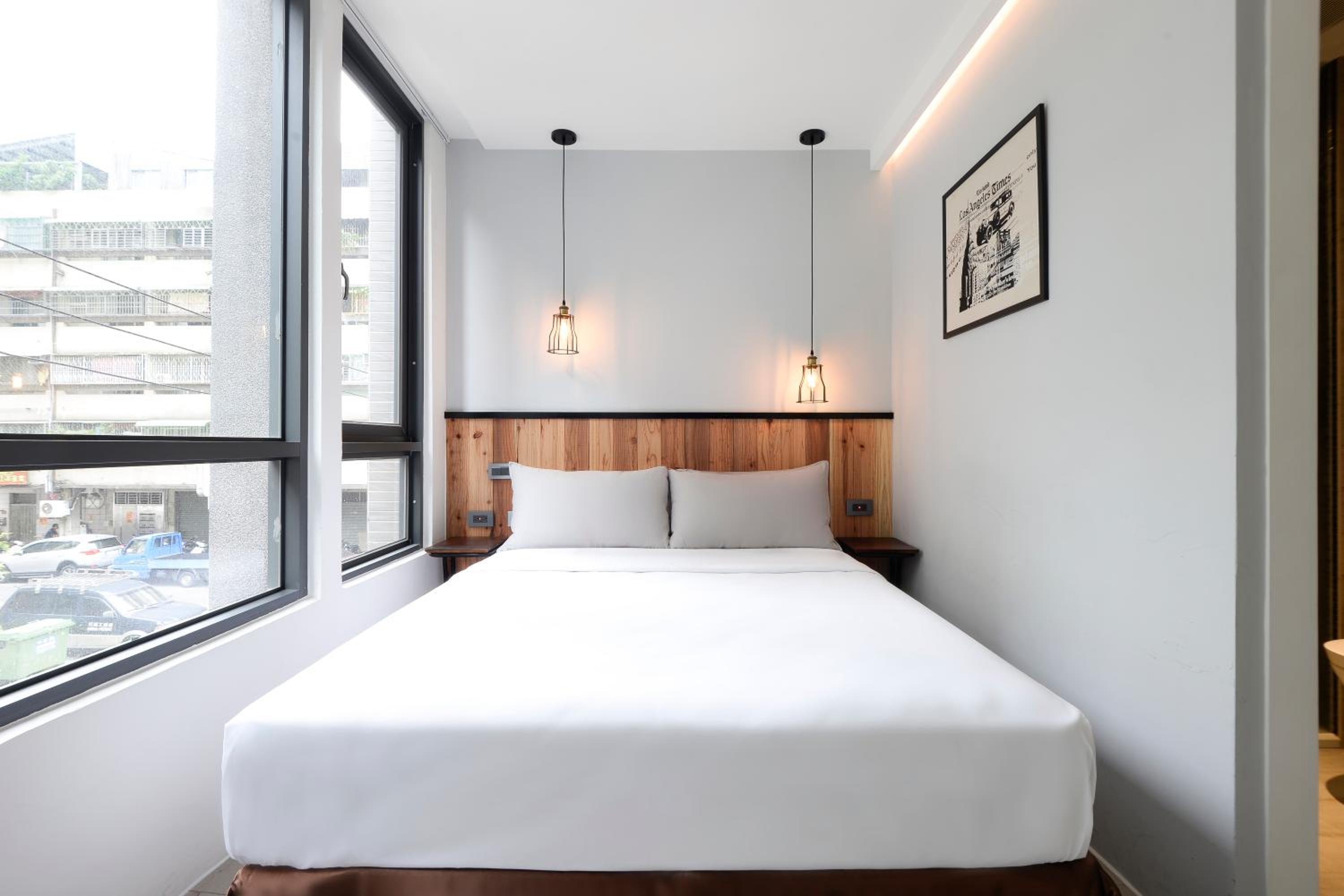 Economy Double Room photo 2