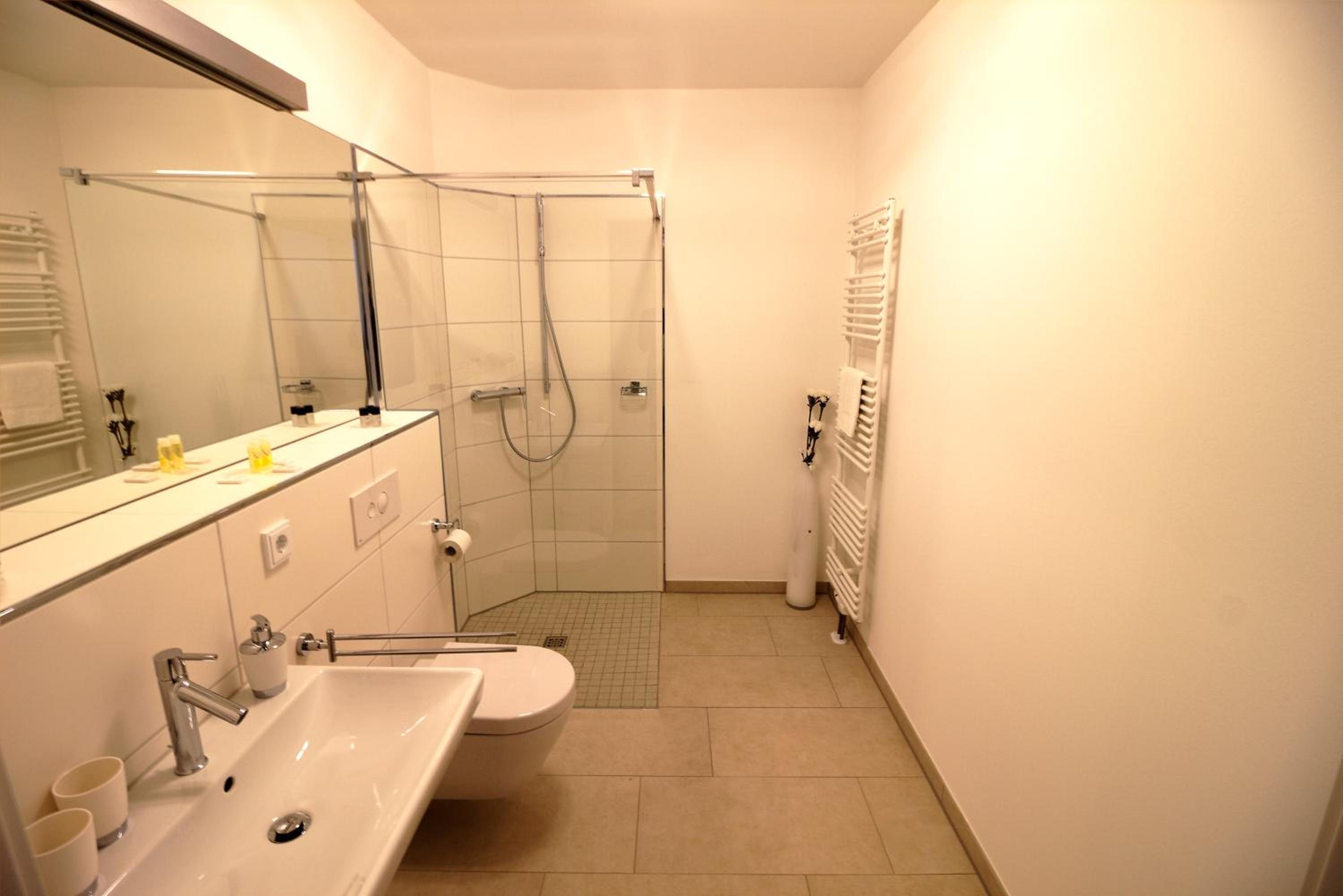 Apartment - Photo 20