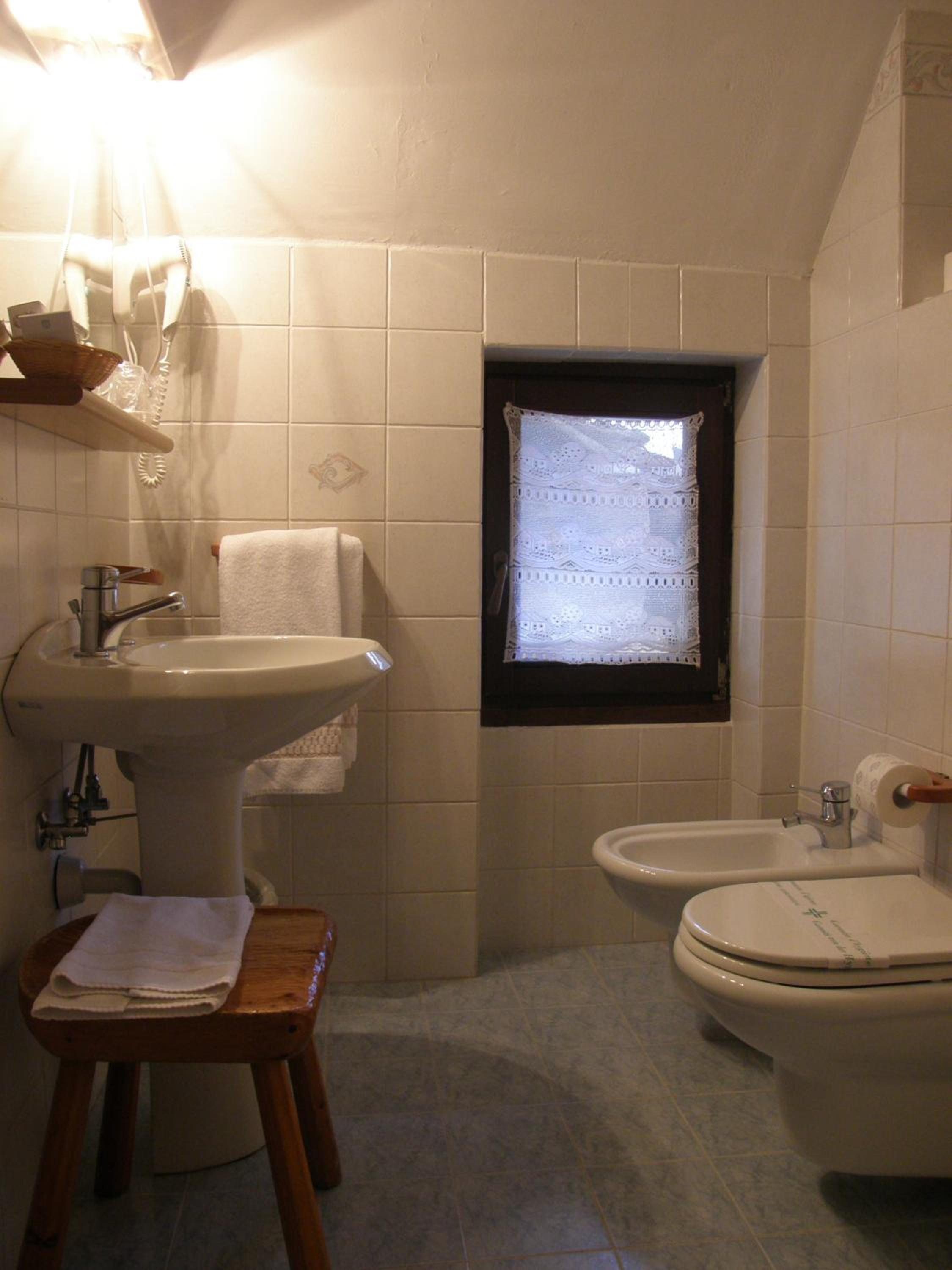 Double or Twin Room photo 2