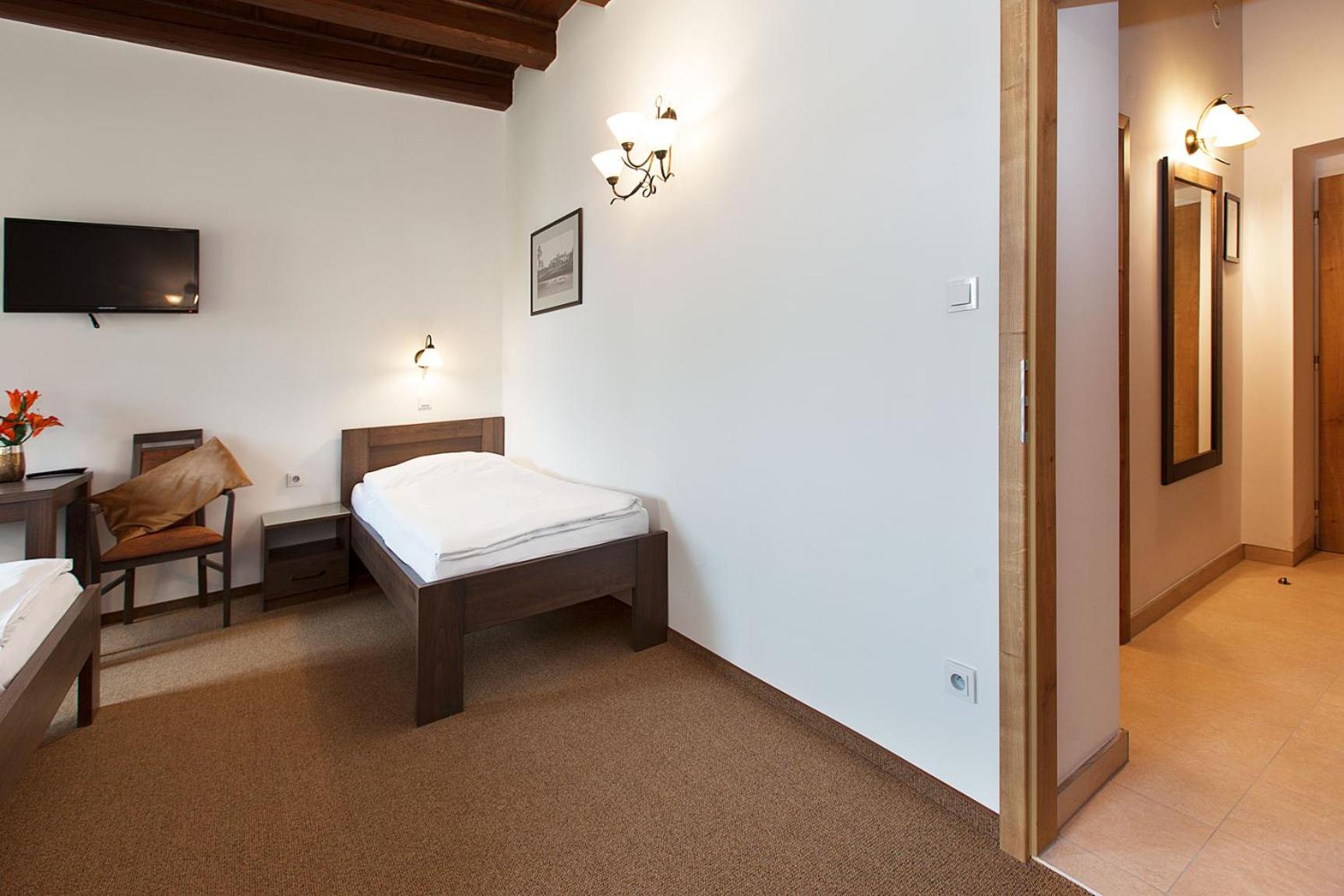 Deluxe Triple Room - Photo 6