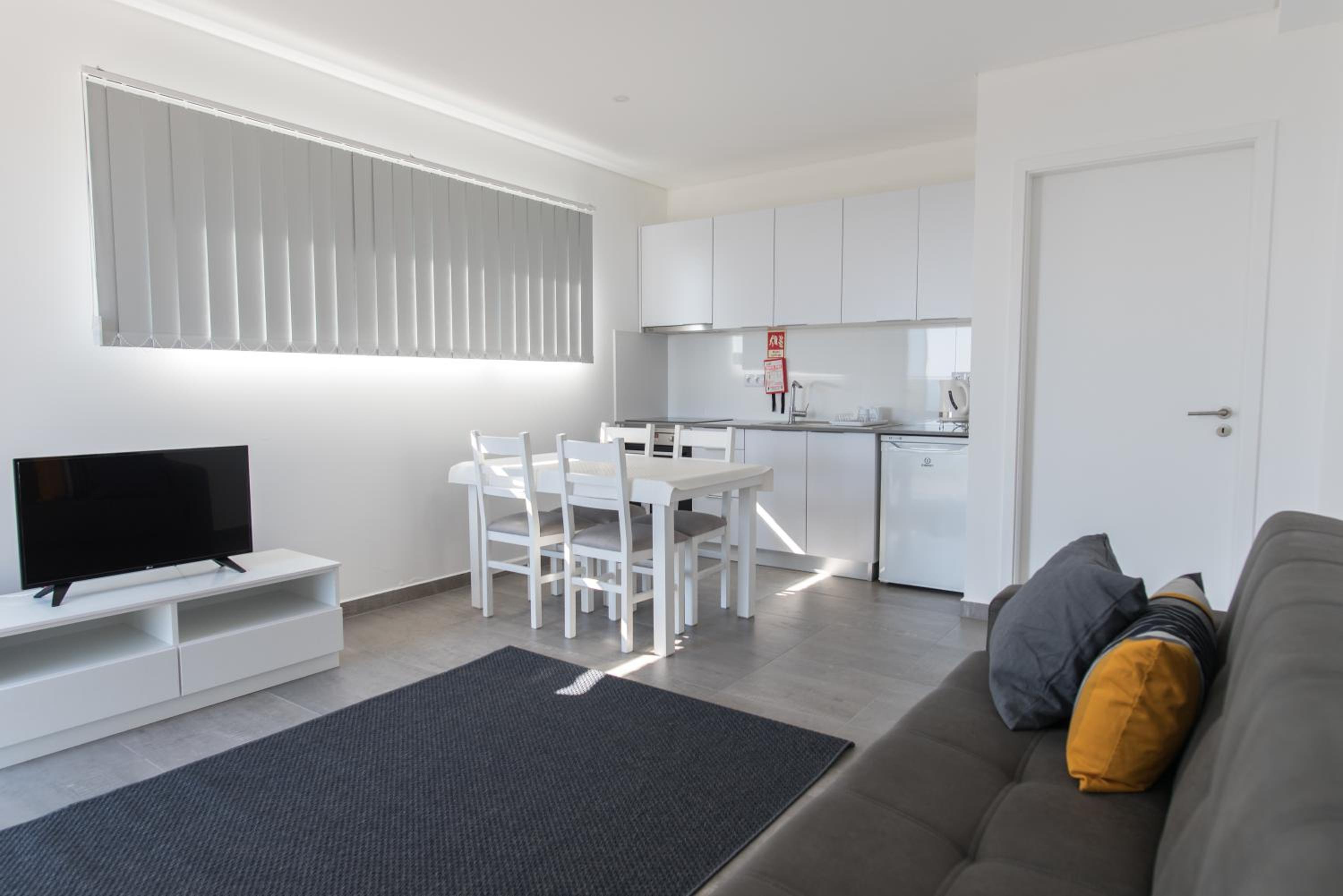 One-Bedroom Apartment photo 3