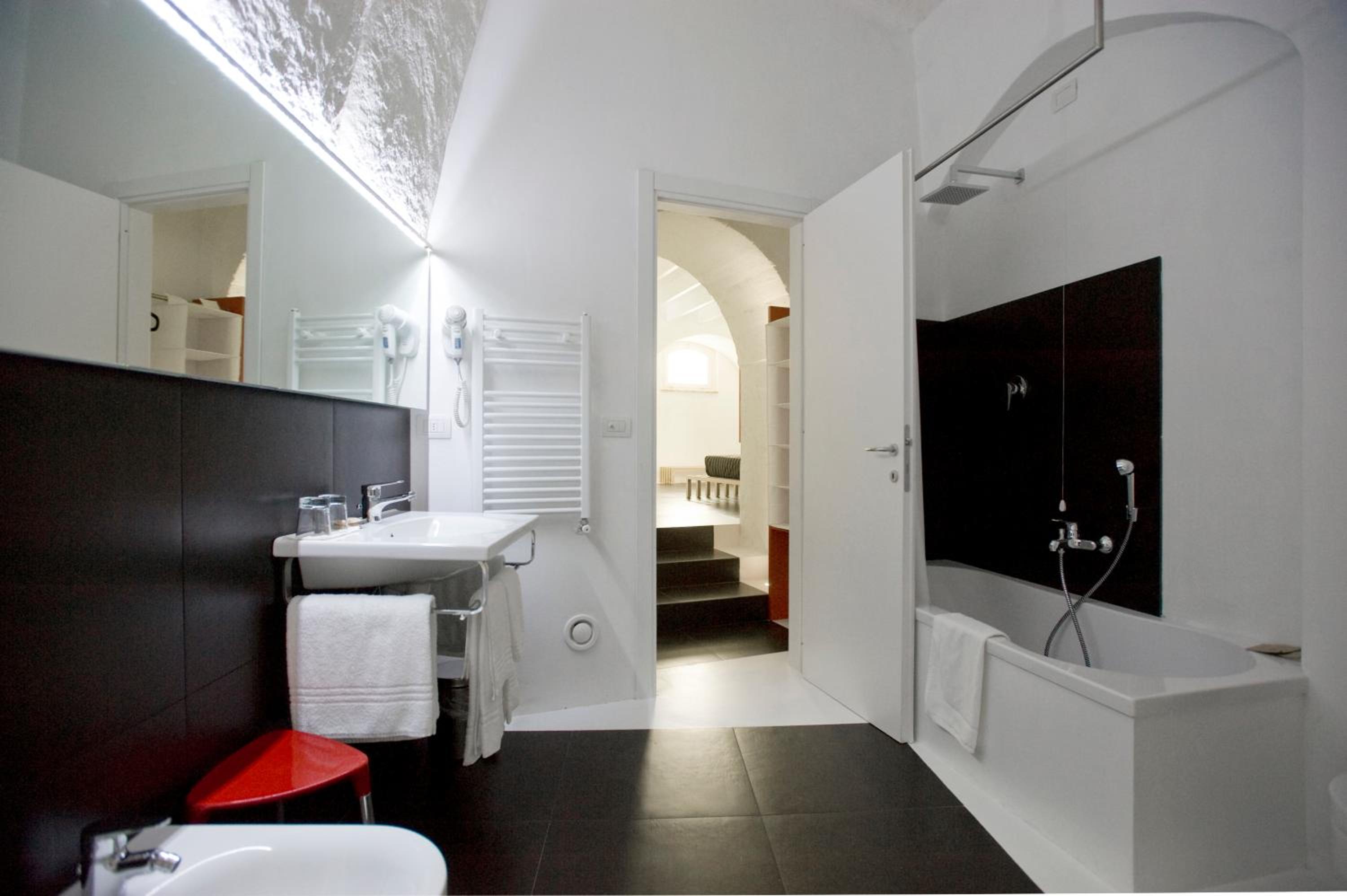 Superior Quadruple Room - Photo 5