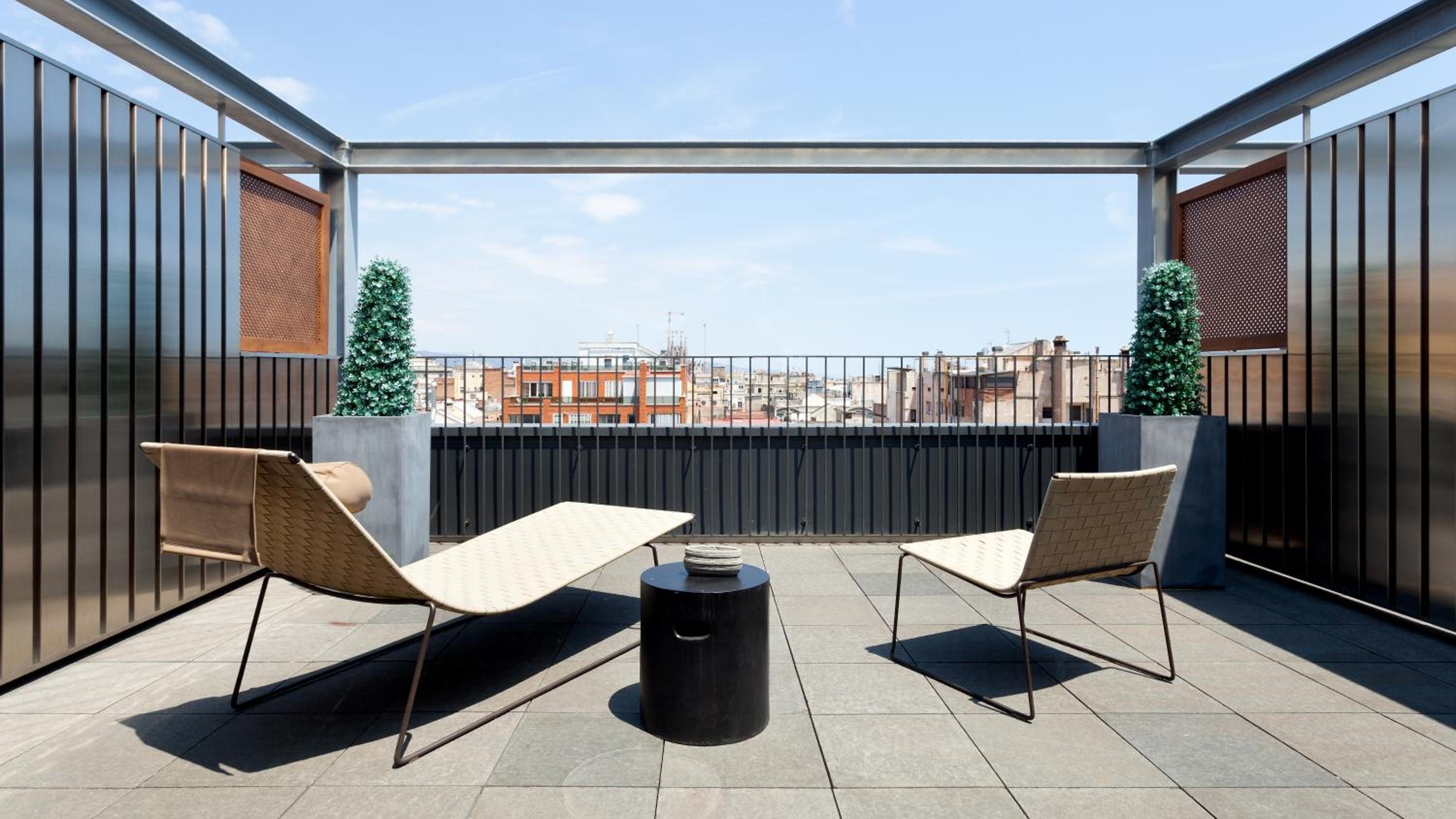 Deluxe Double Room with Terrace photo 2