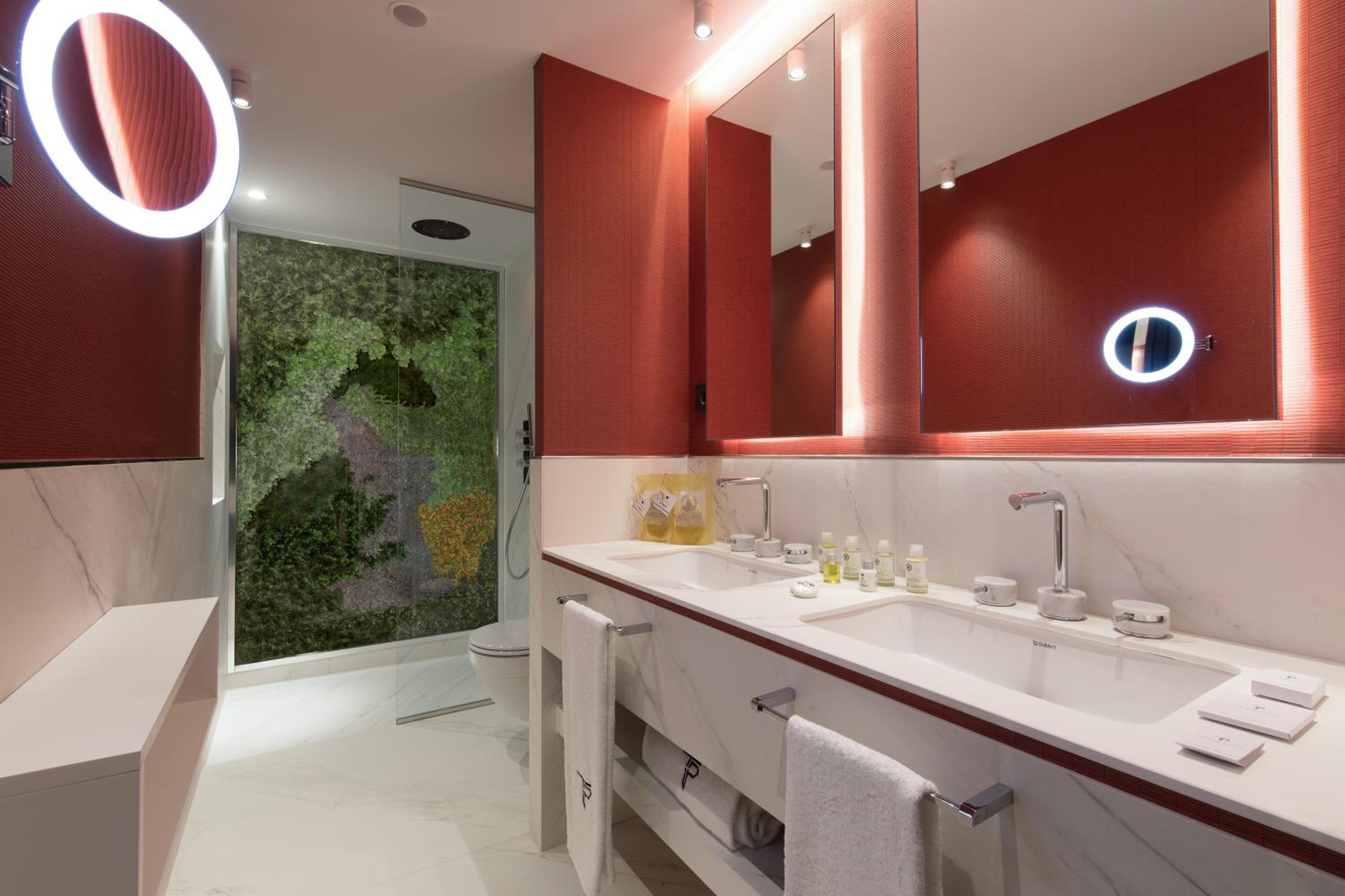 Superior Double or Twin Room - Photo 3