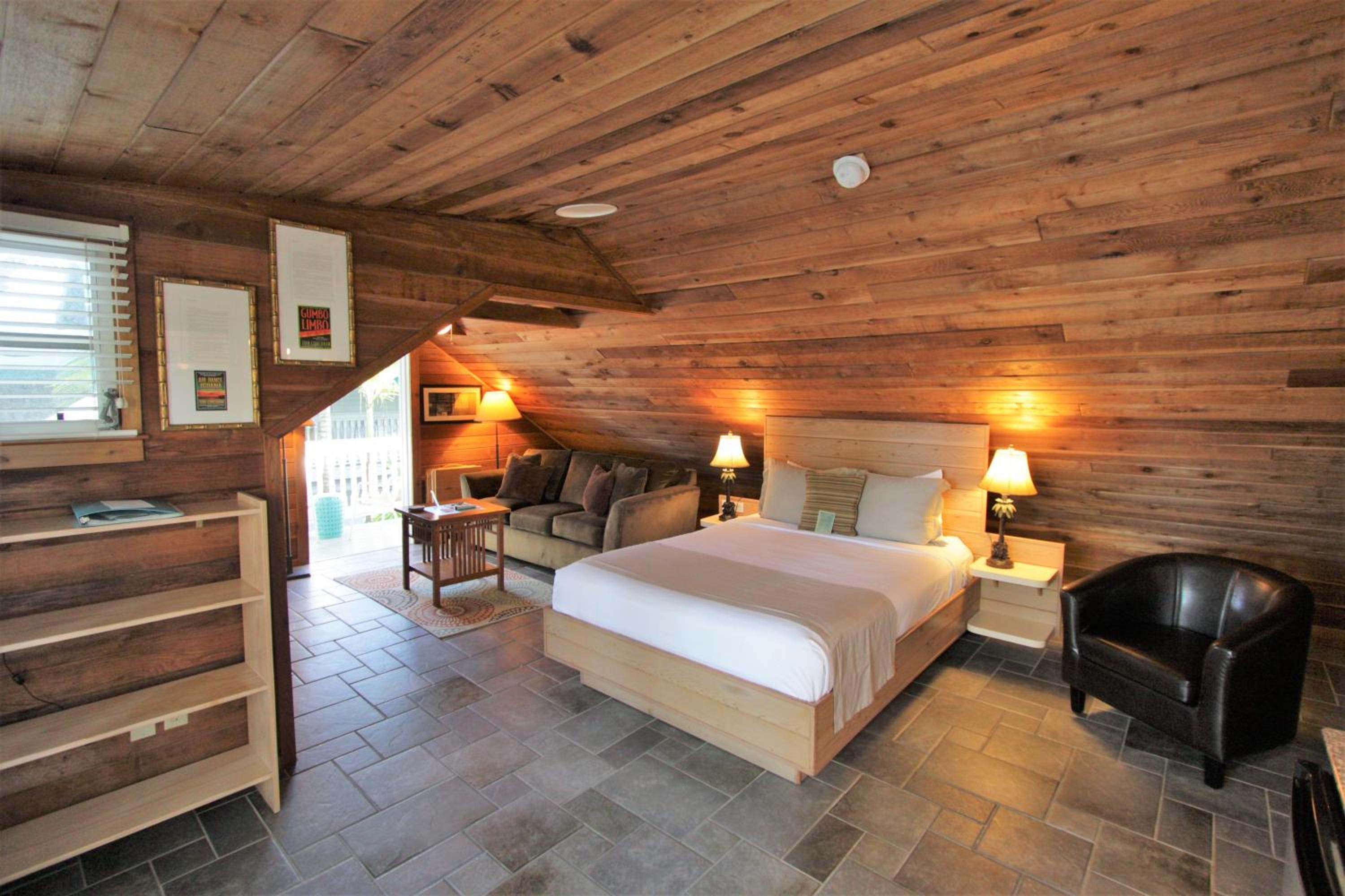 Deluxe 1 Bedroom Suite - Photo 3