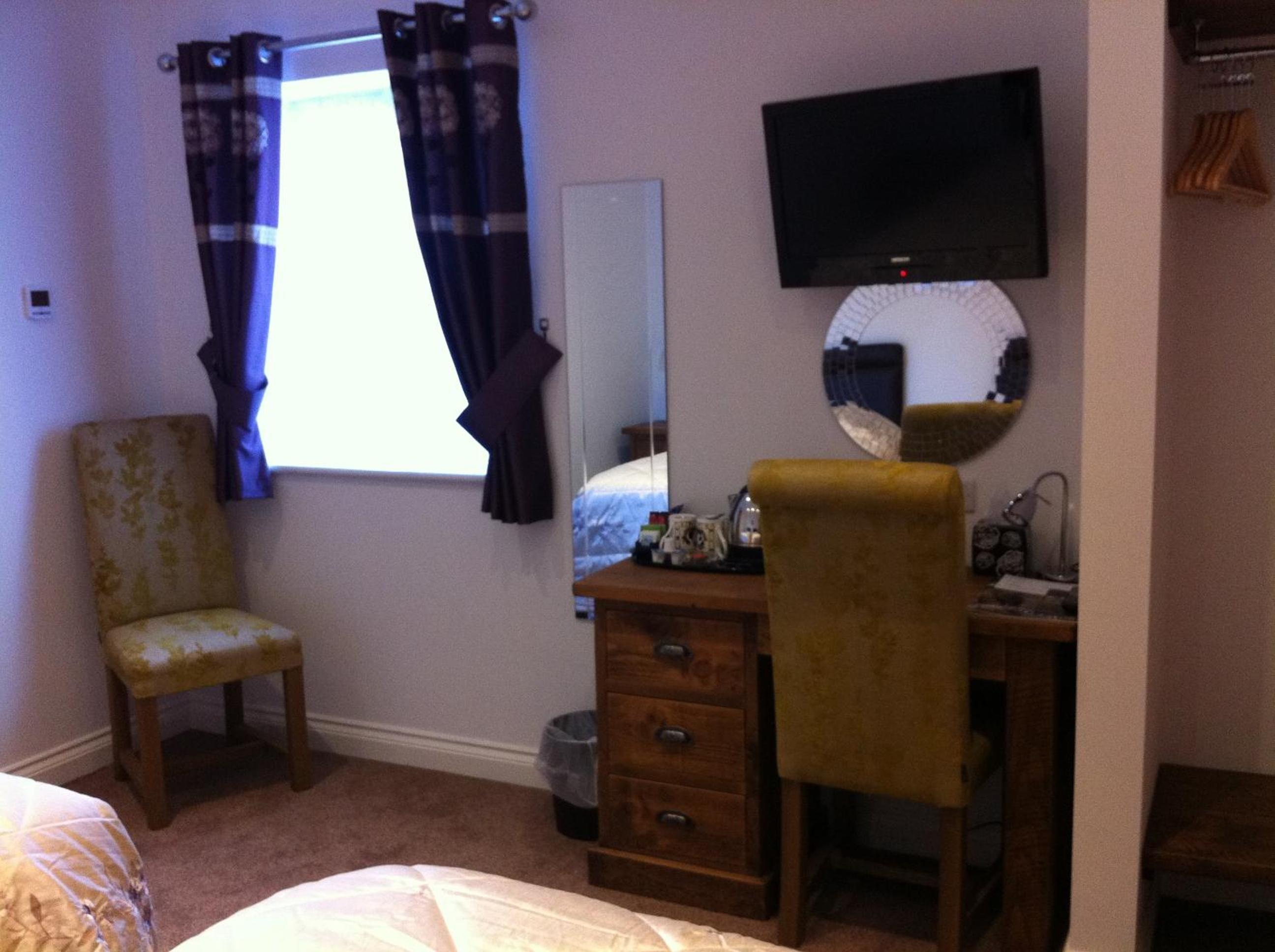 Deluxe Double or Twin Room