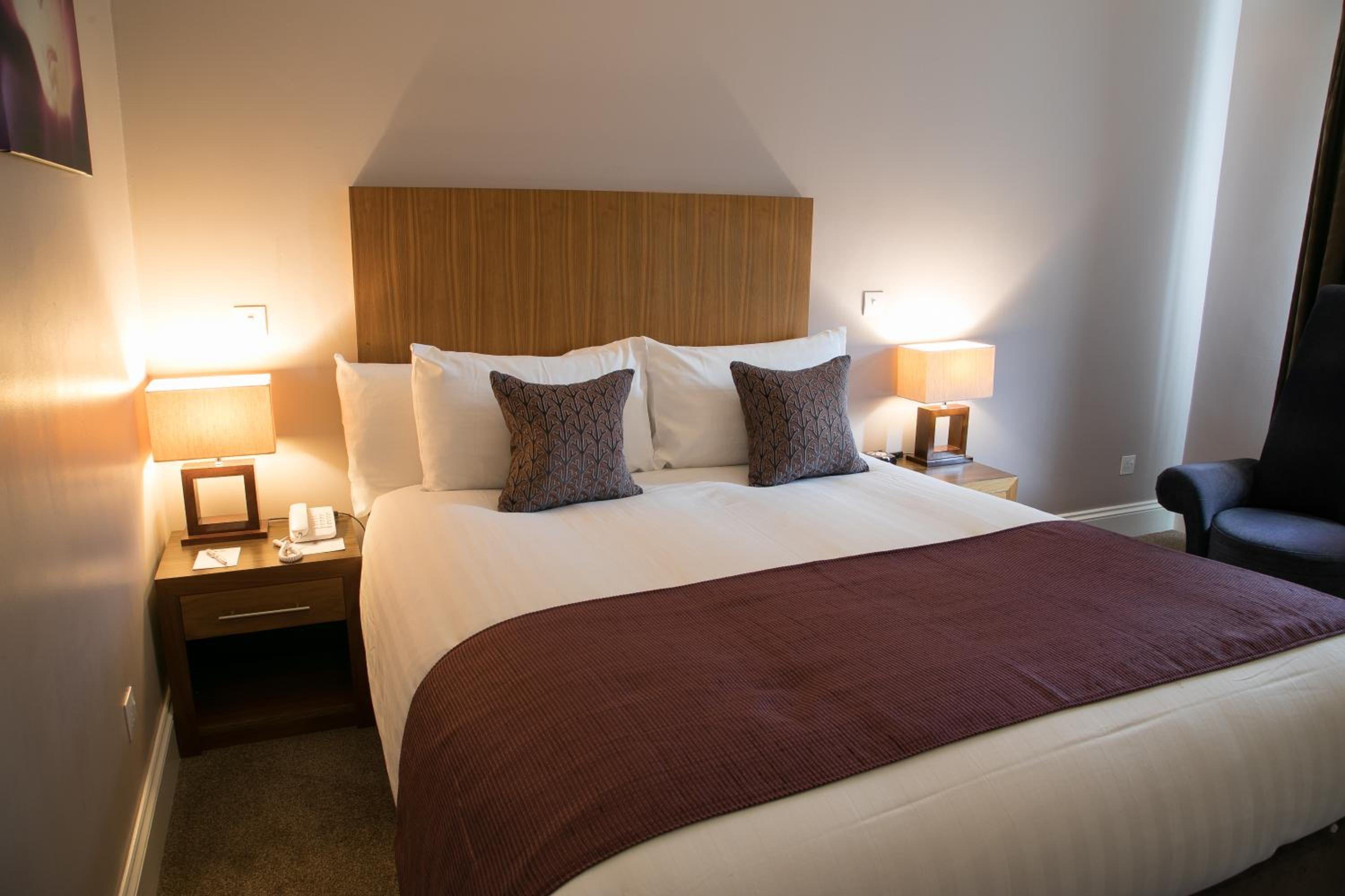 Standard Double Room - Non-Smoking - Photo 5