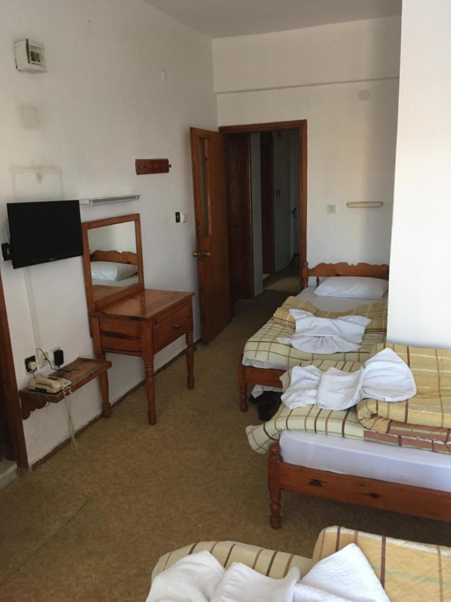 Triple Room with Balcony photo 1