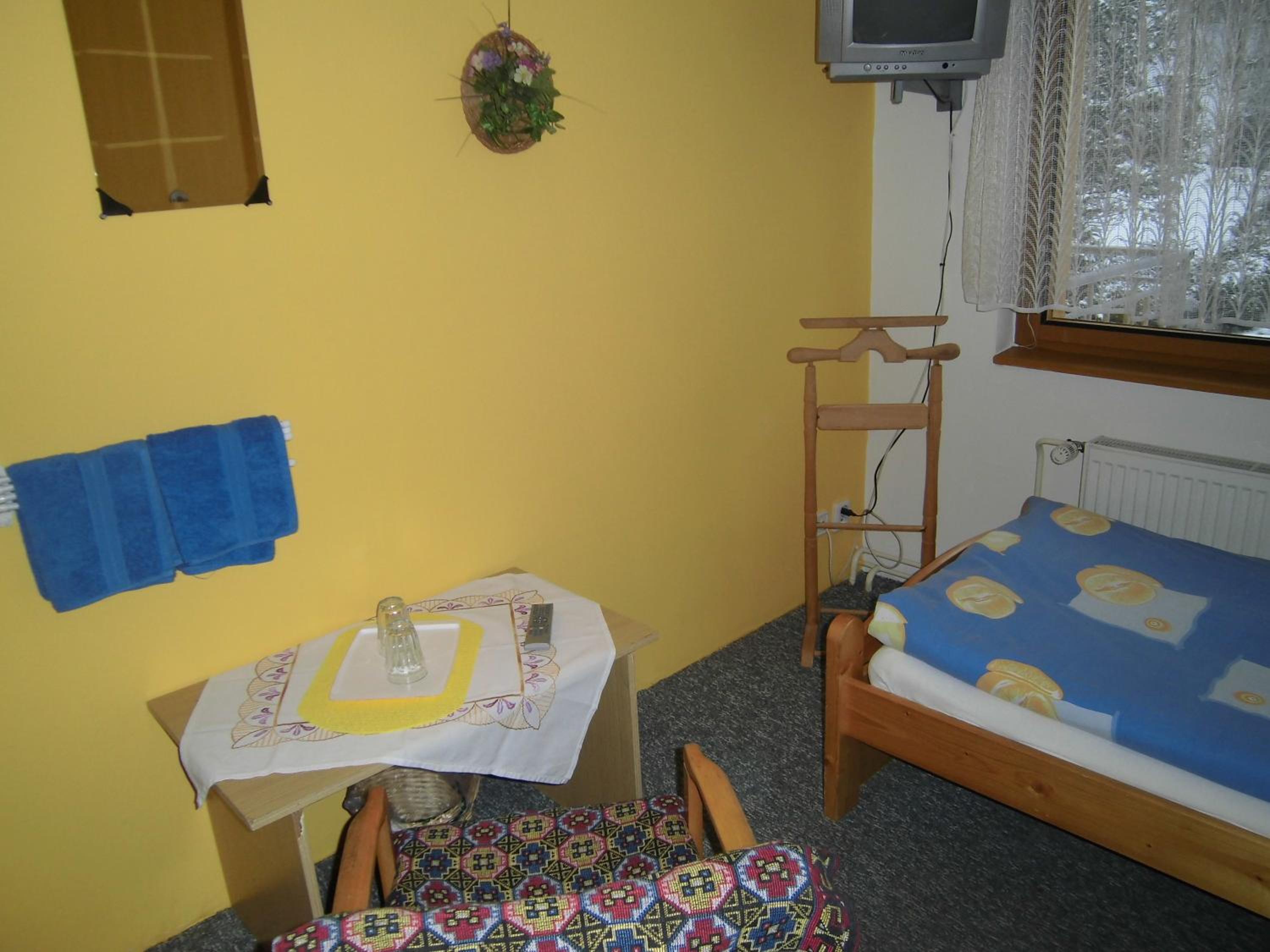 Double or Twin Room with Shared Bathroom