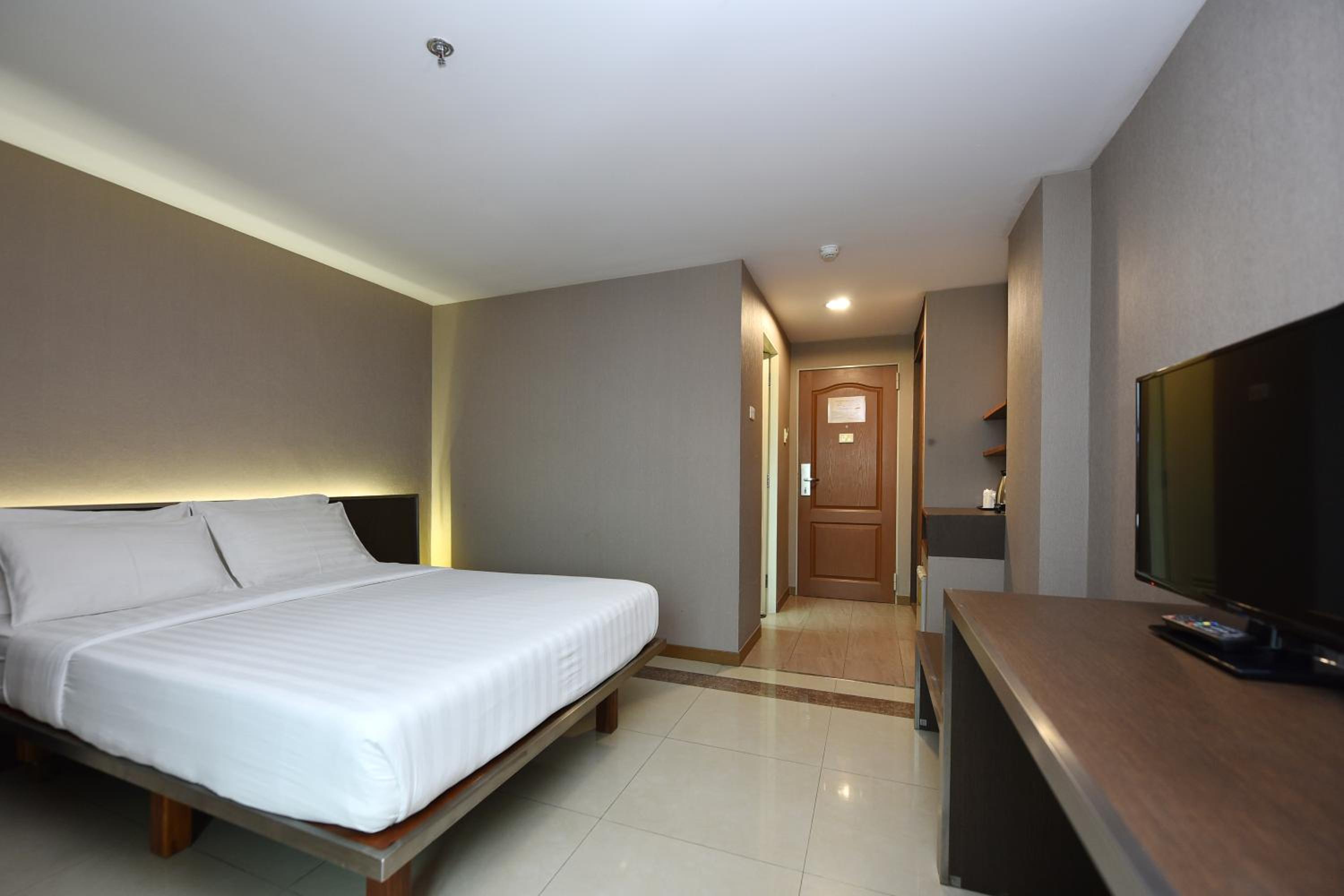 Standard Double Room photo 3