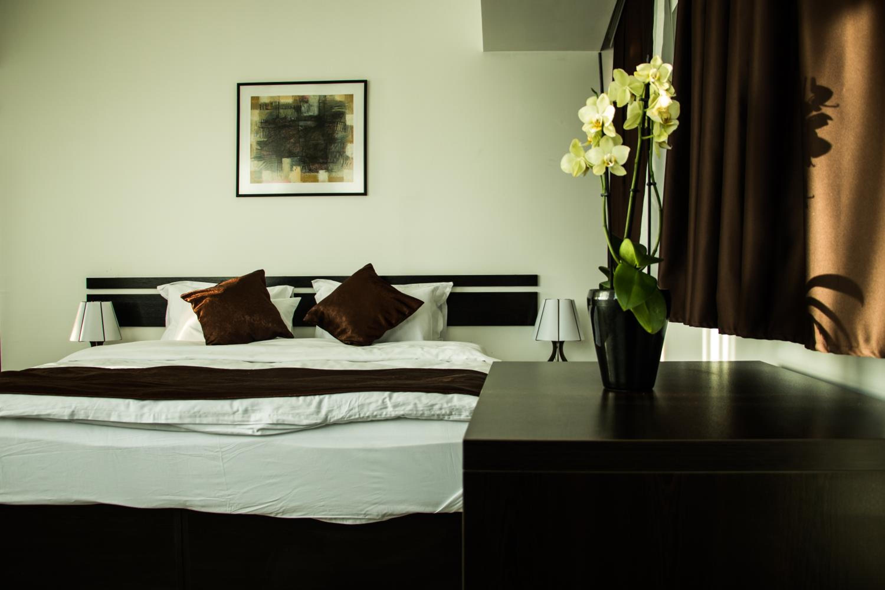 Twin Room - Non-Smoking