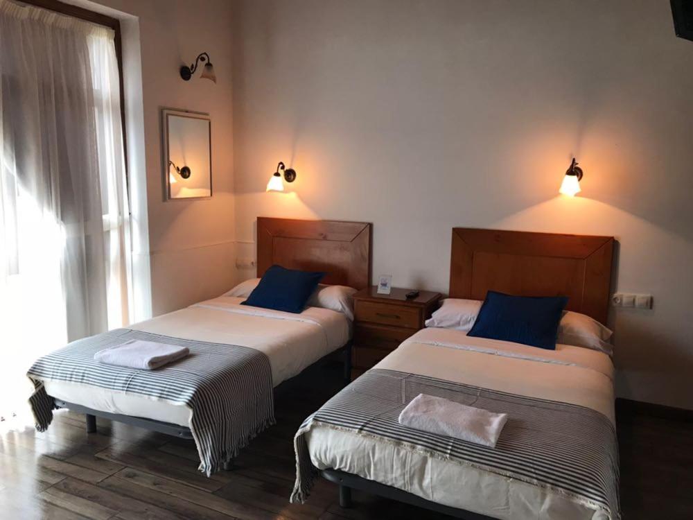 Twin Room photo 2
