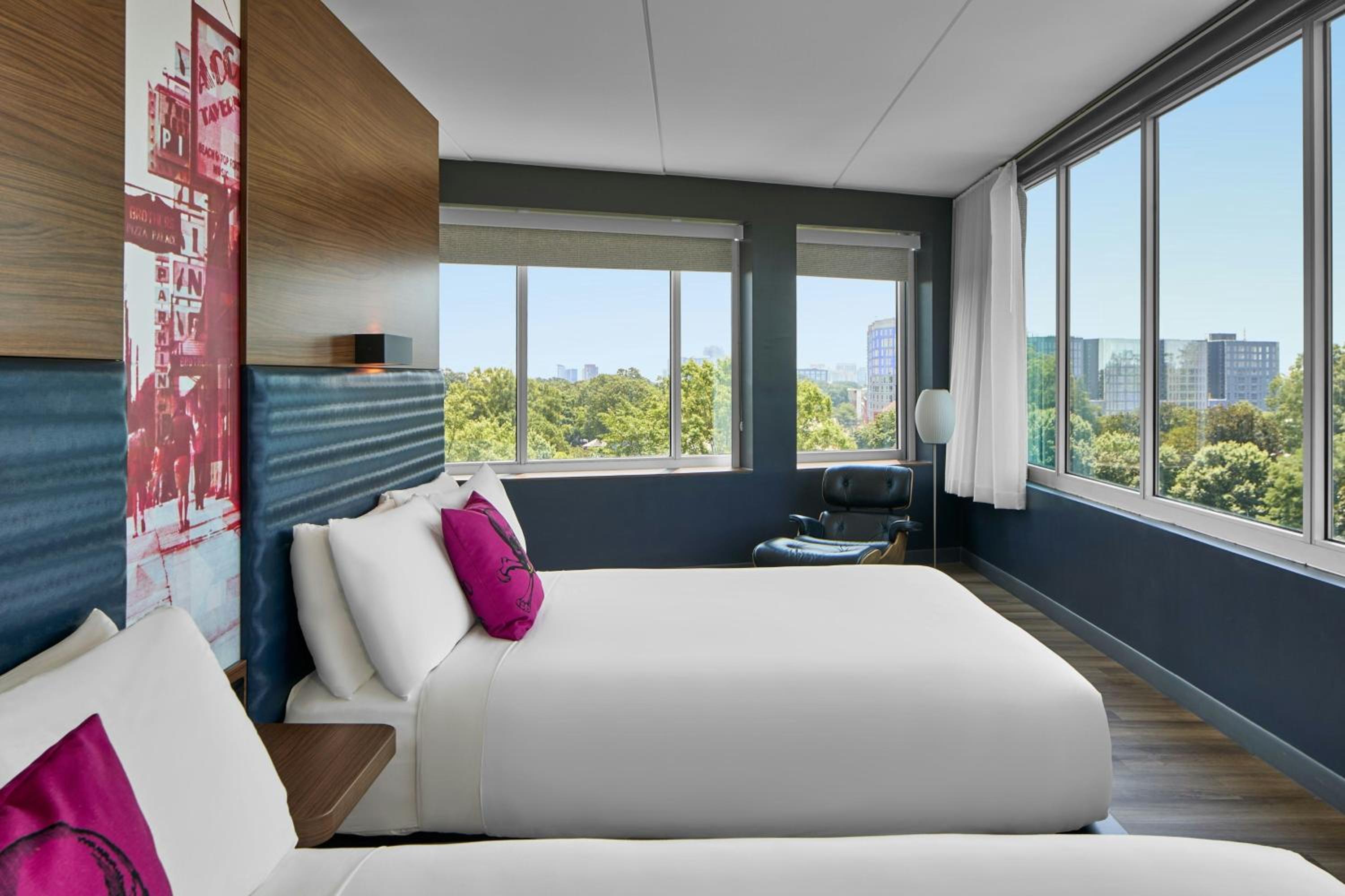 One-Bedroom Suite with Two Queen Beds, Campus View, City View and Sofa Bed